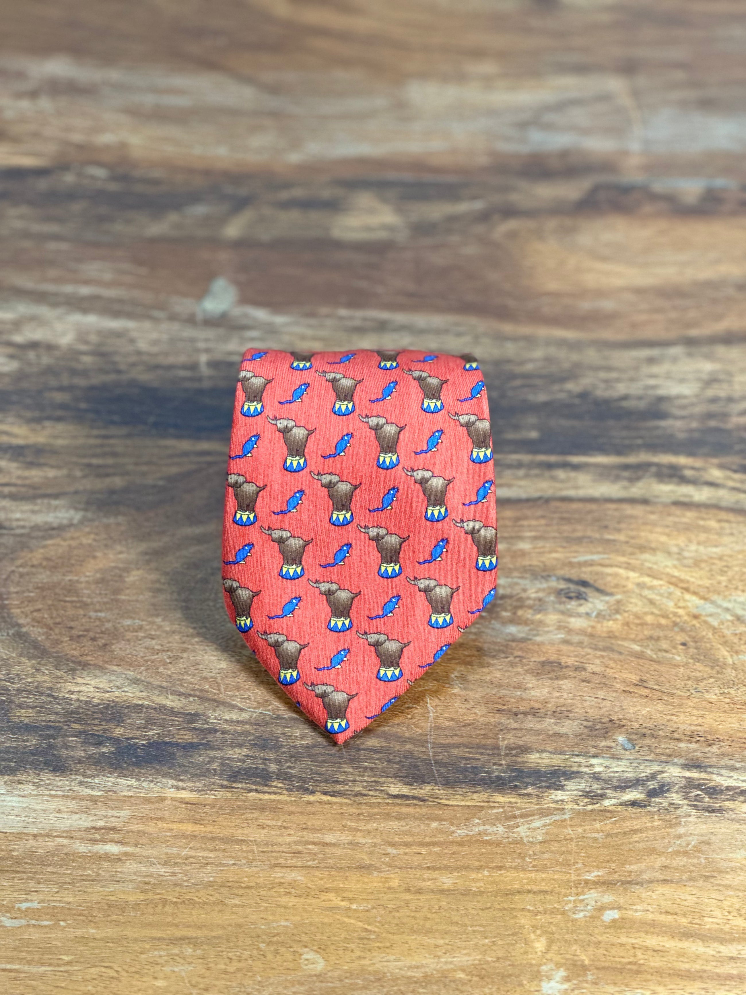 Corbata Hermés roja