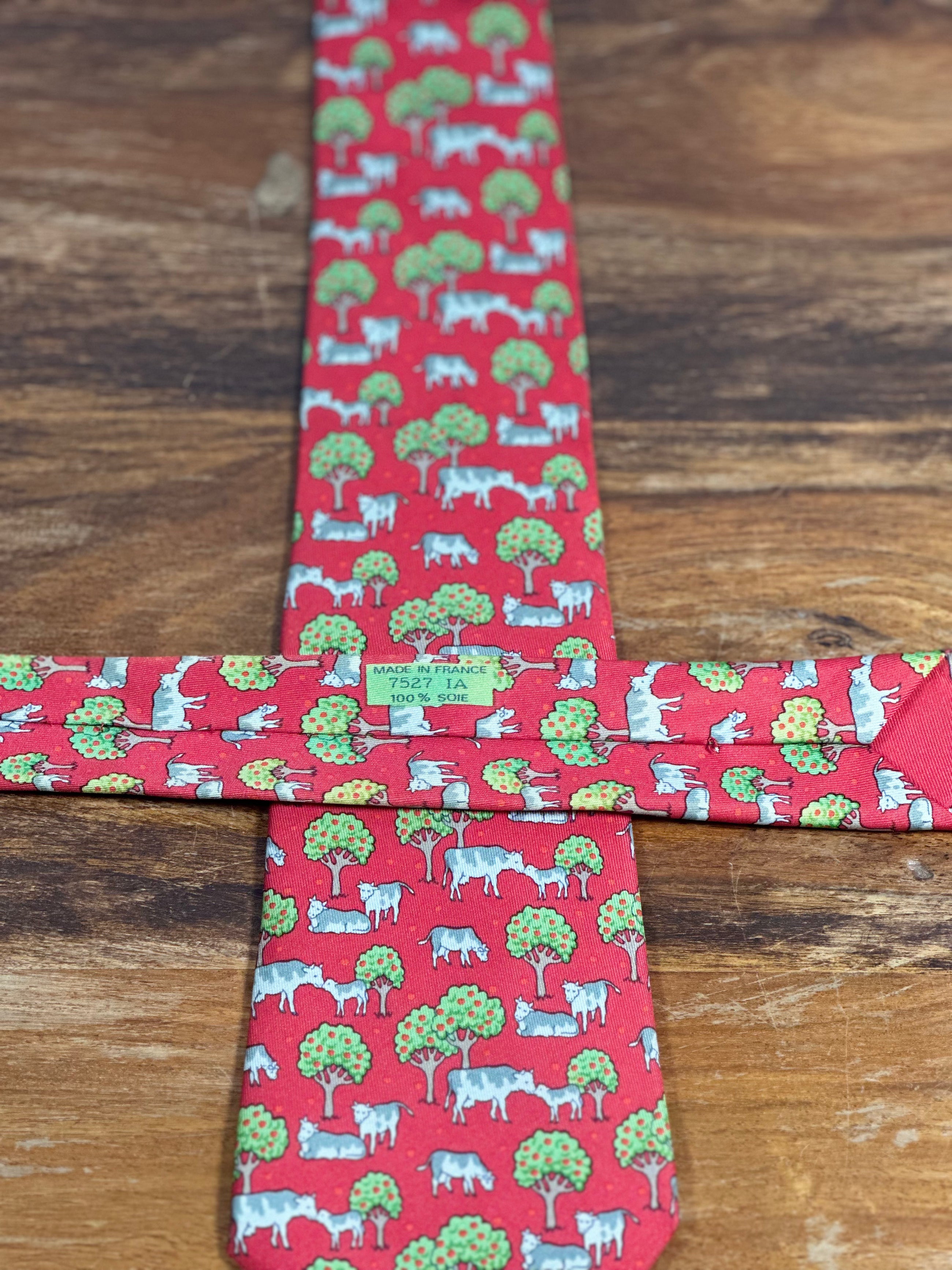 Corbata Hermés roja