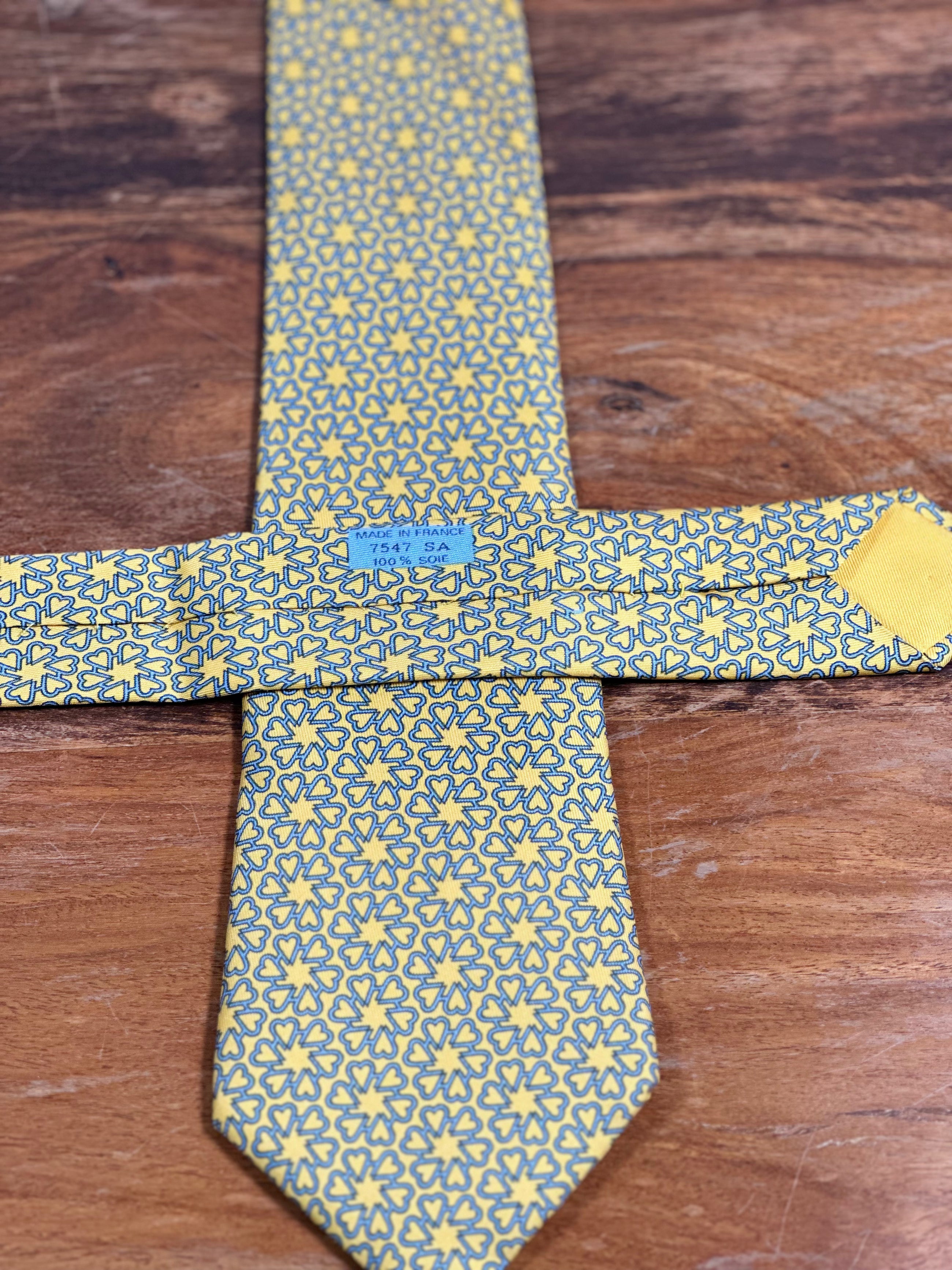 Corbata Hermés amarilla