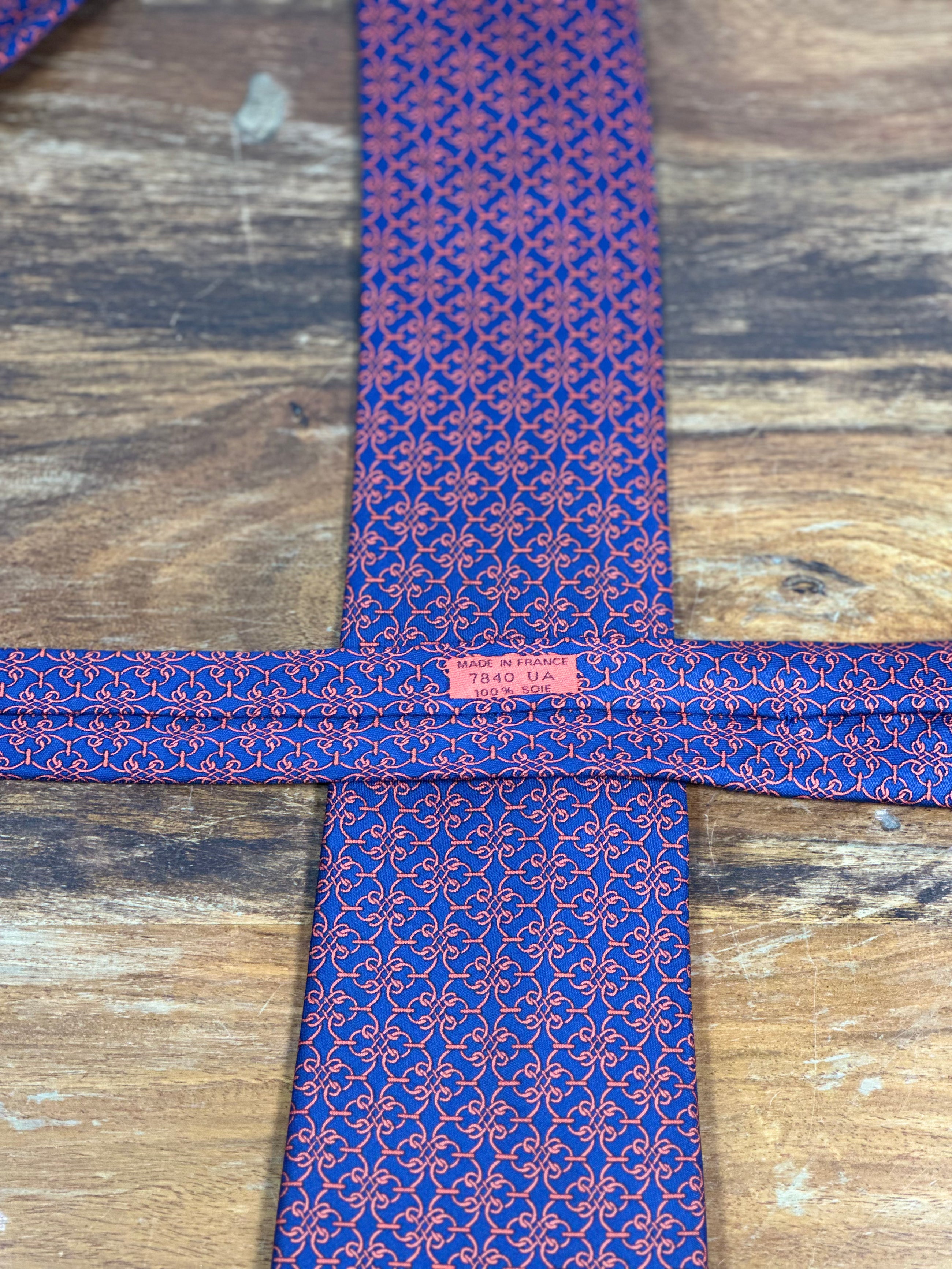 Corbata Hermés azul