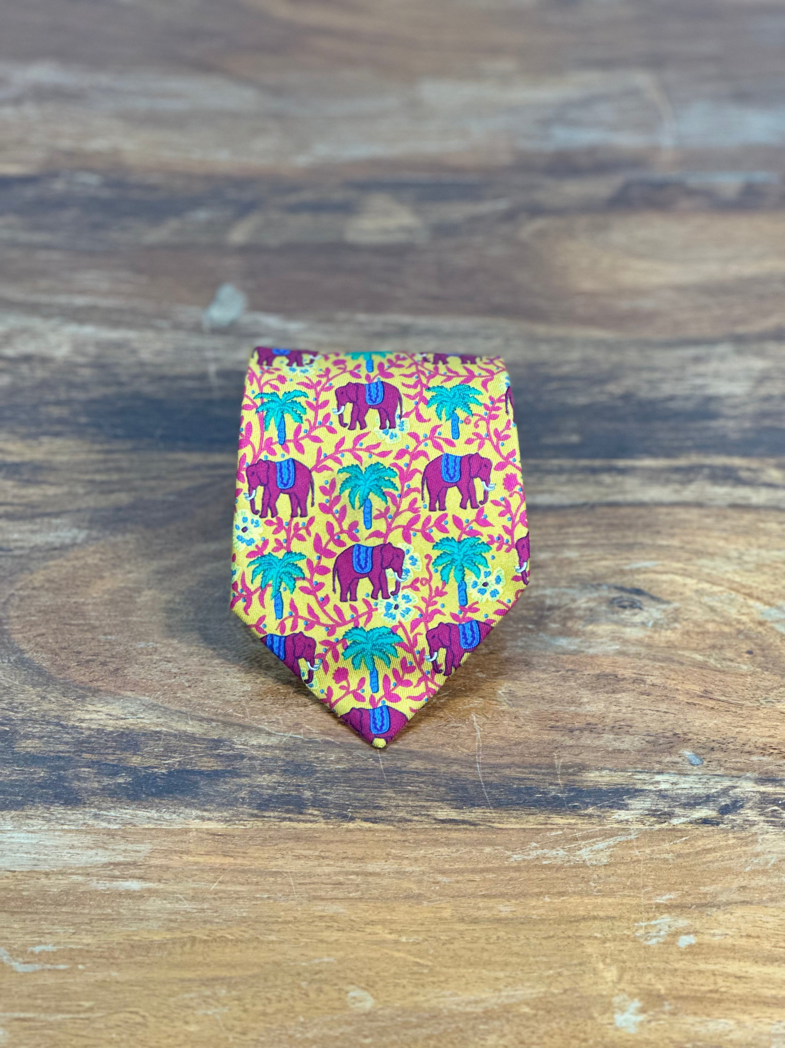 Corbata Hermés amarilla