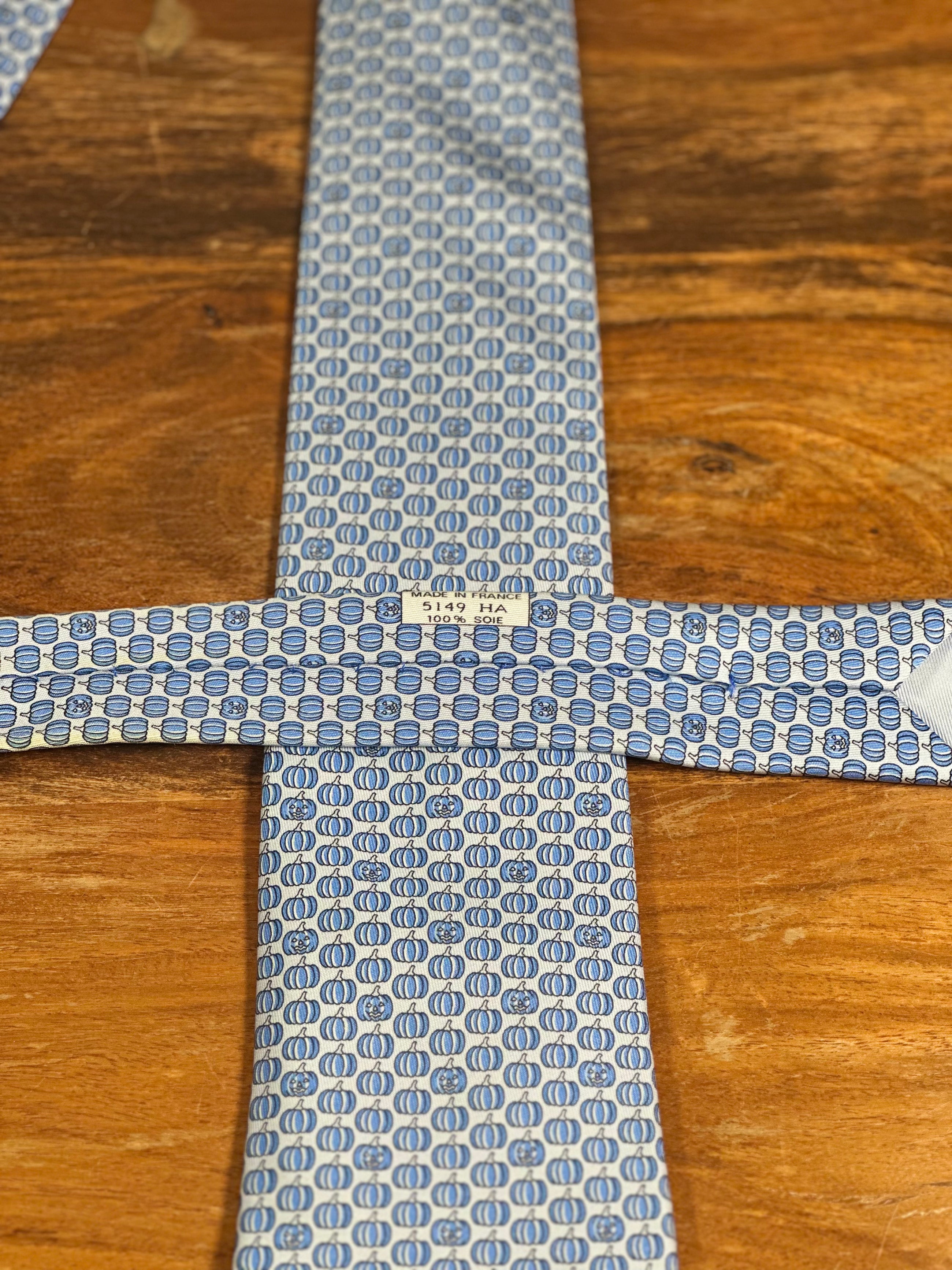 Corbata Hermés azul