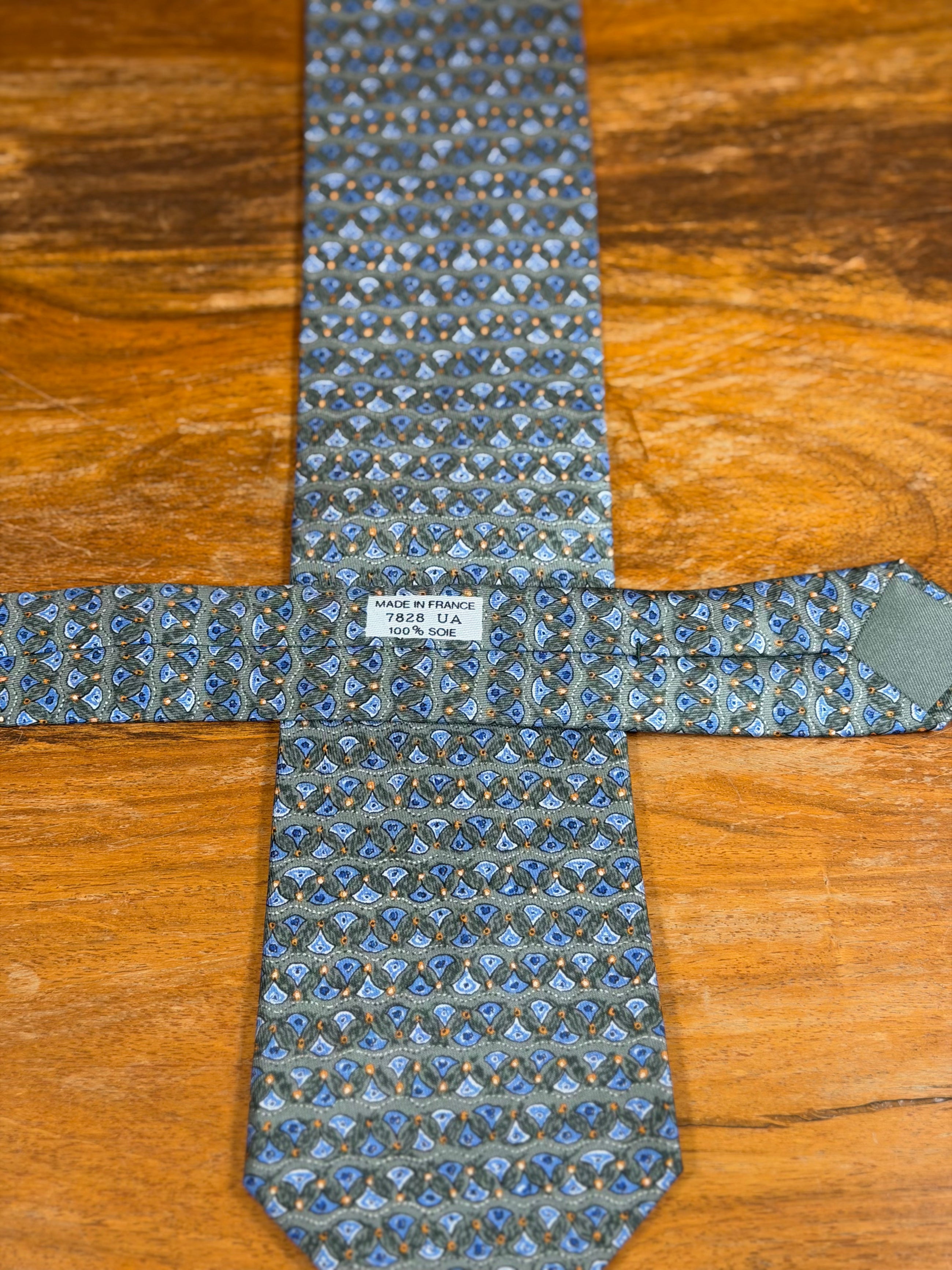 Corbata Hermés verde