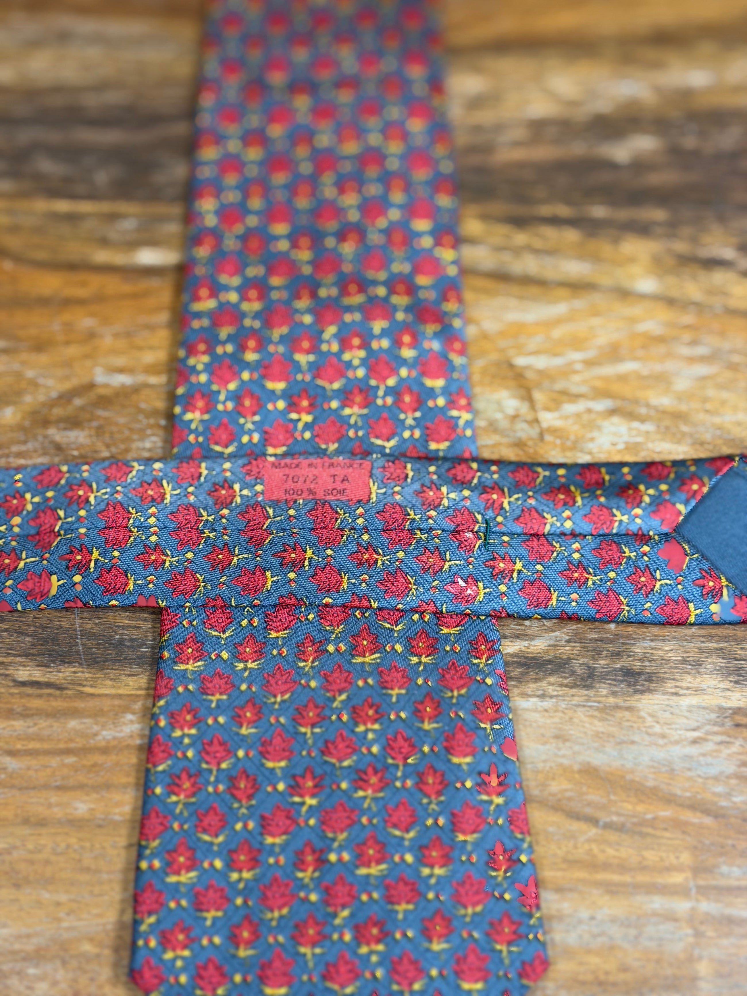 Corbata Hermés verde