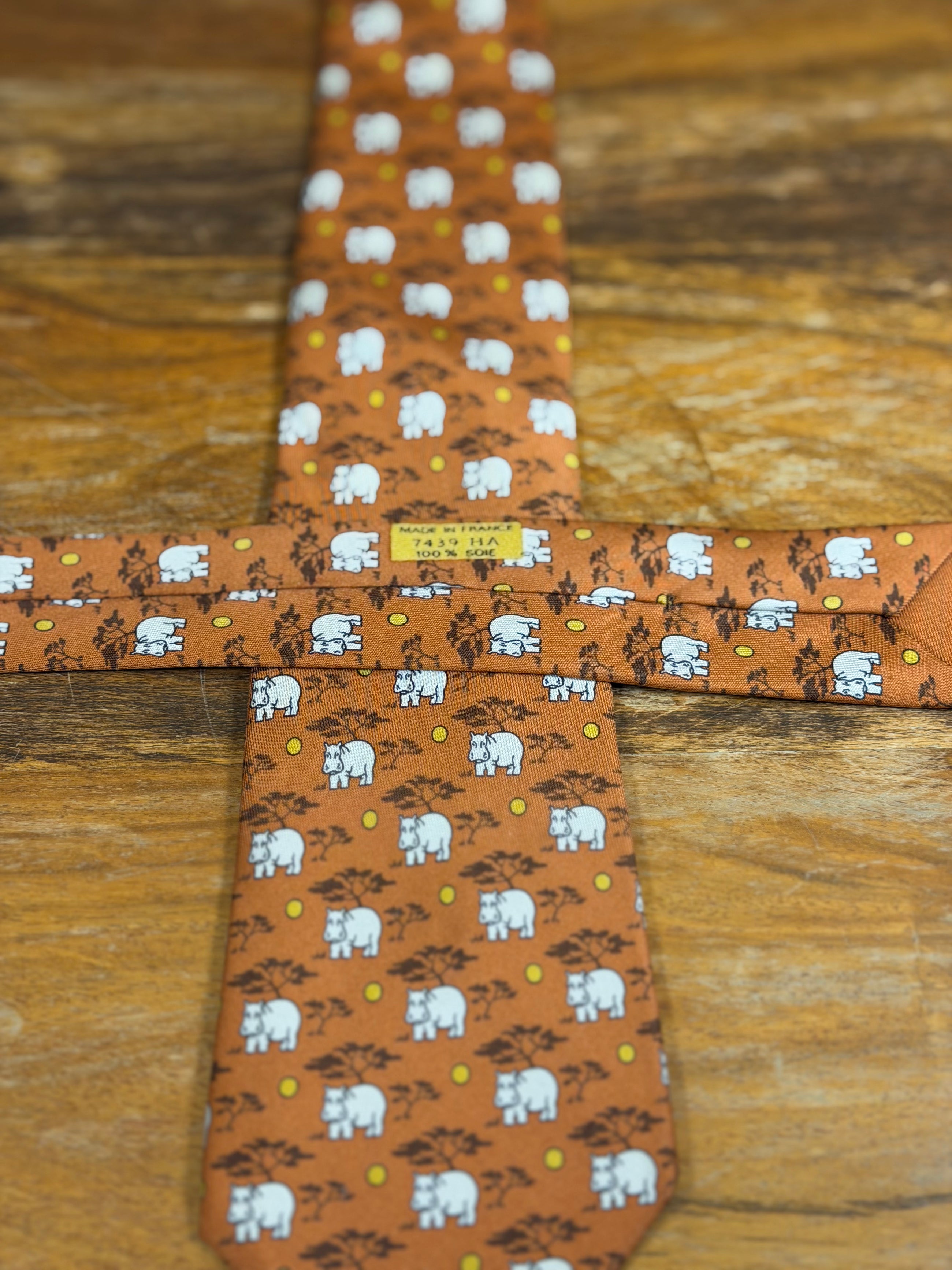 Corbata Hermés roja