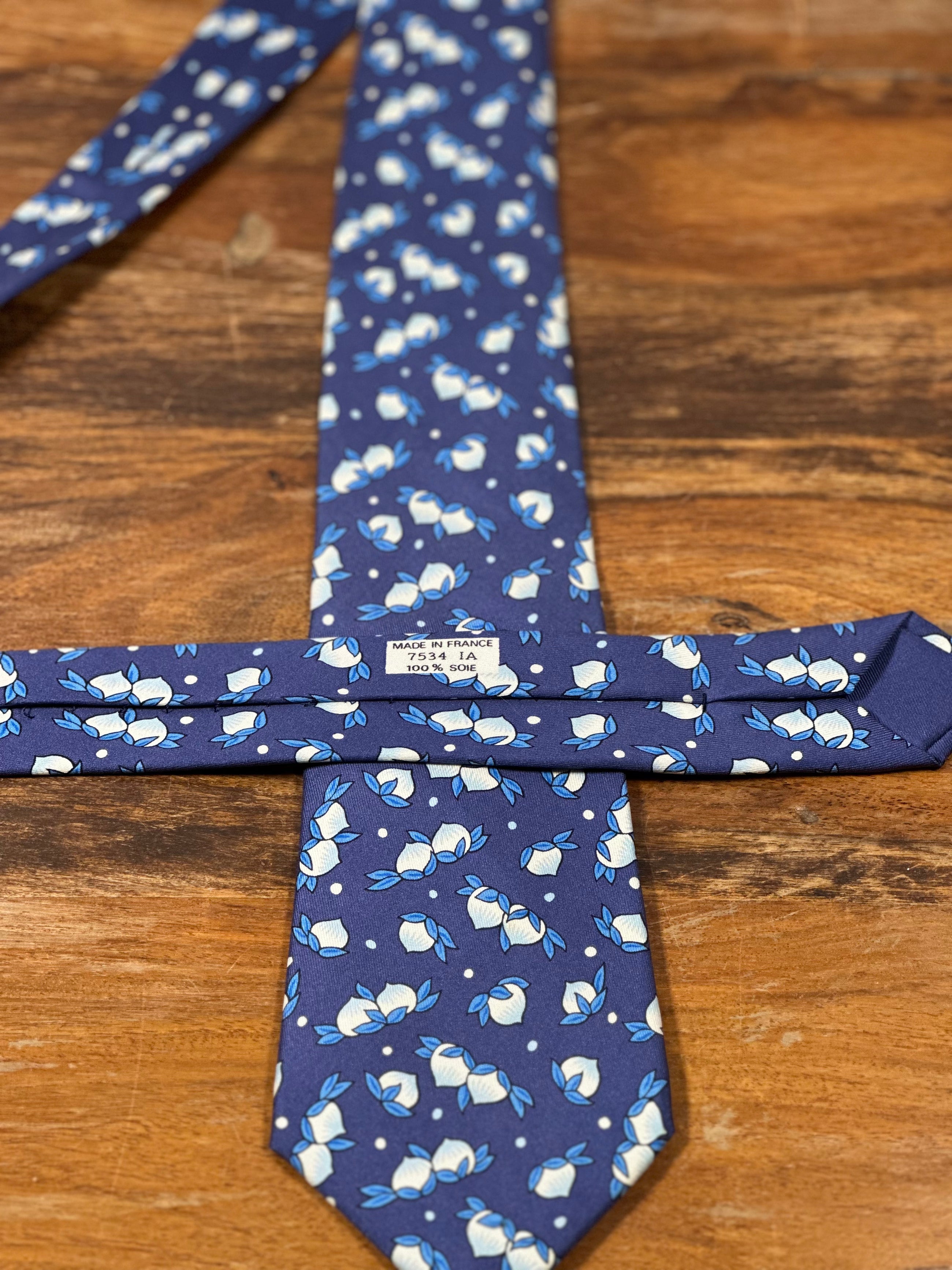 Corbata Hermés azul