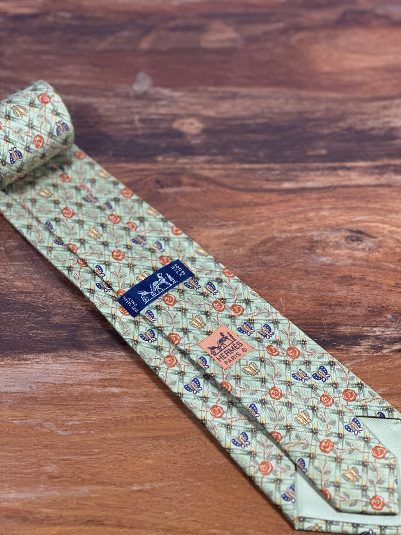 Corbata Hermés verde