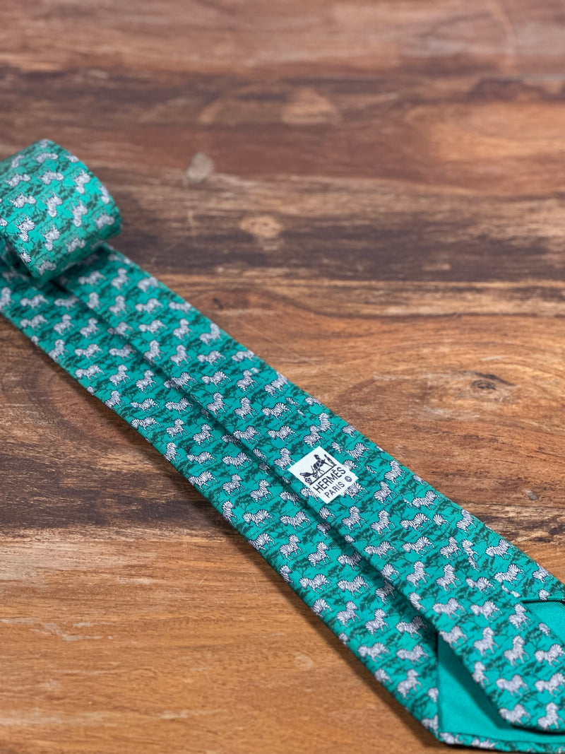 Corbata Hermés verde