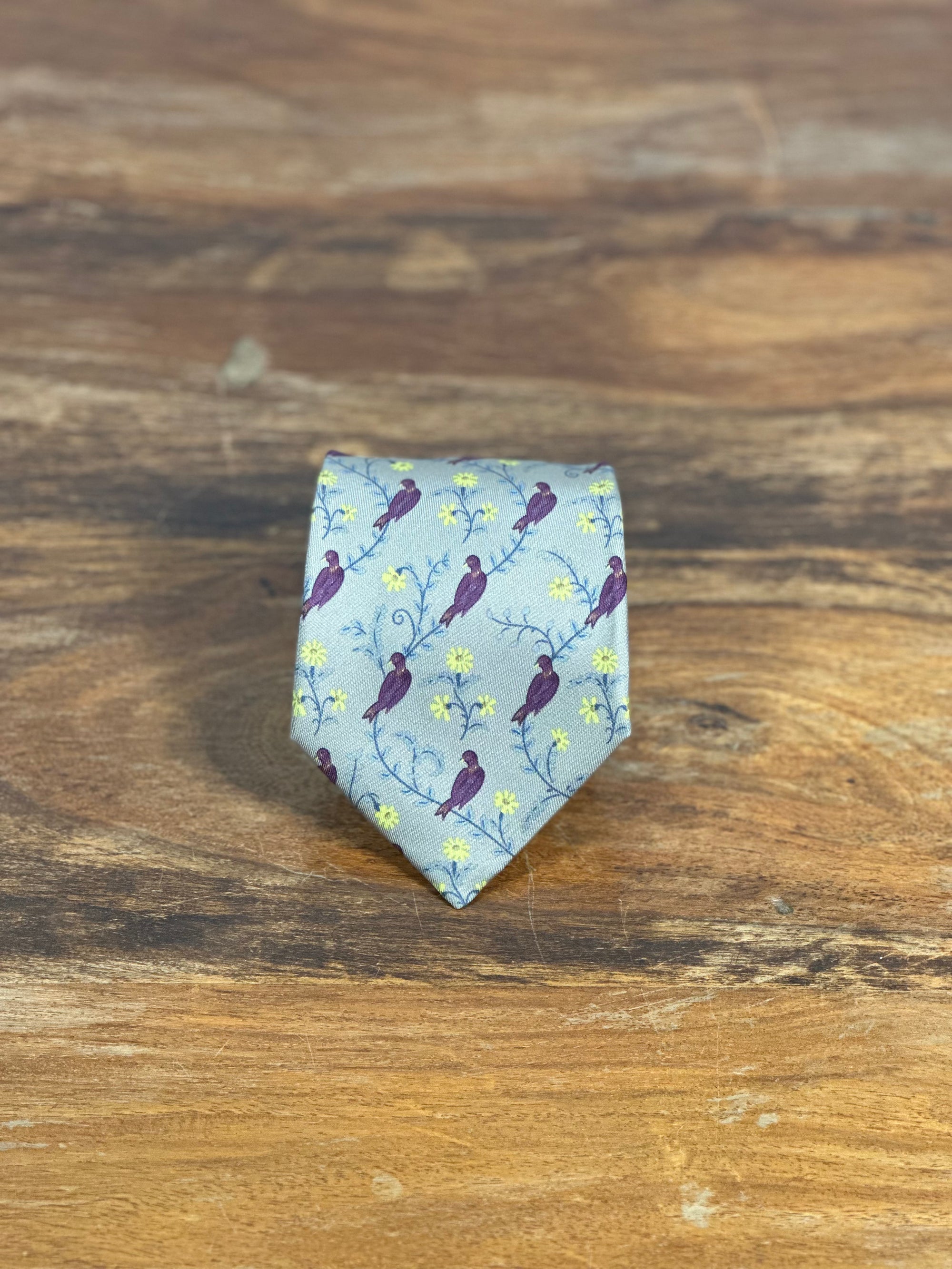 Corbata Hermés gris
