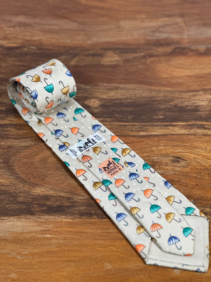 Corbata Hermés beige