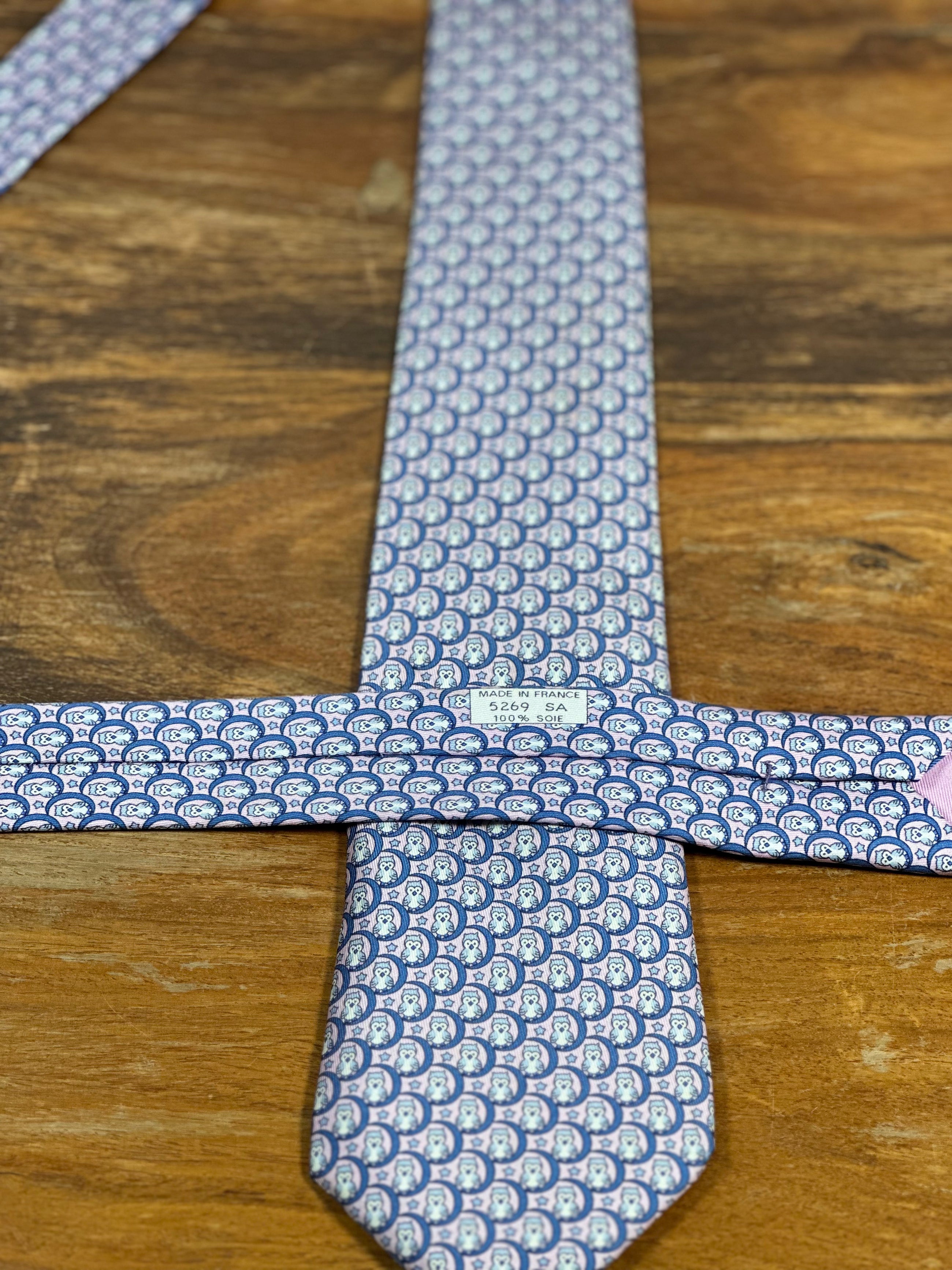 Corbata Hermés rosa