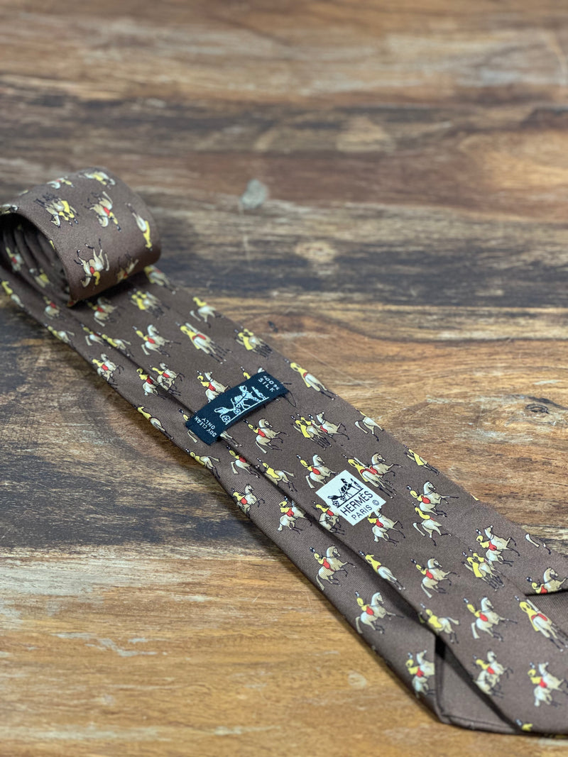 Corbata Hermés marrón
