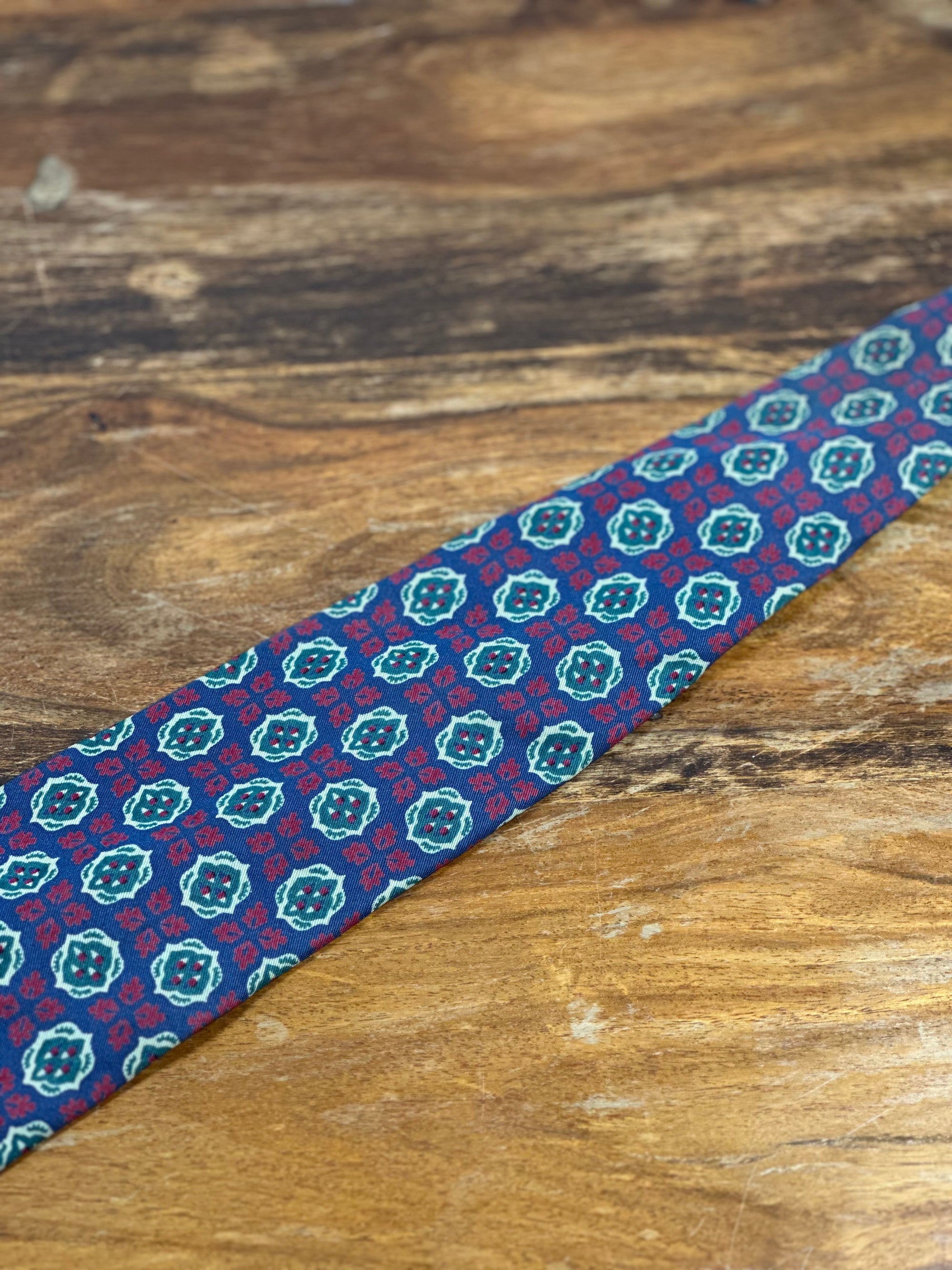 Corbata Fendi azul