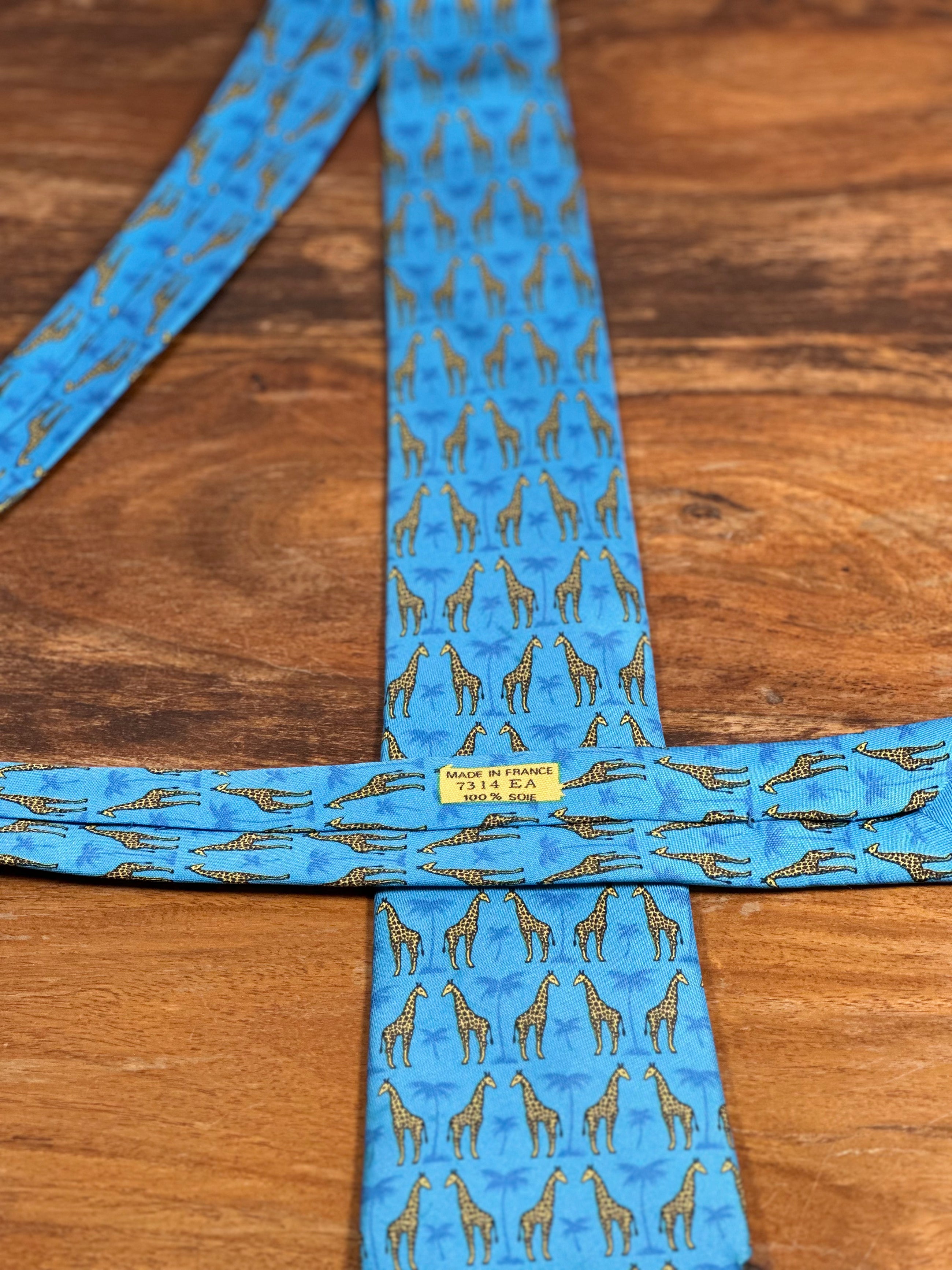 Corbata Hermés azul