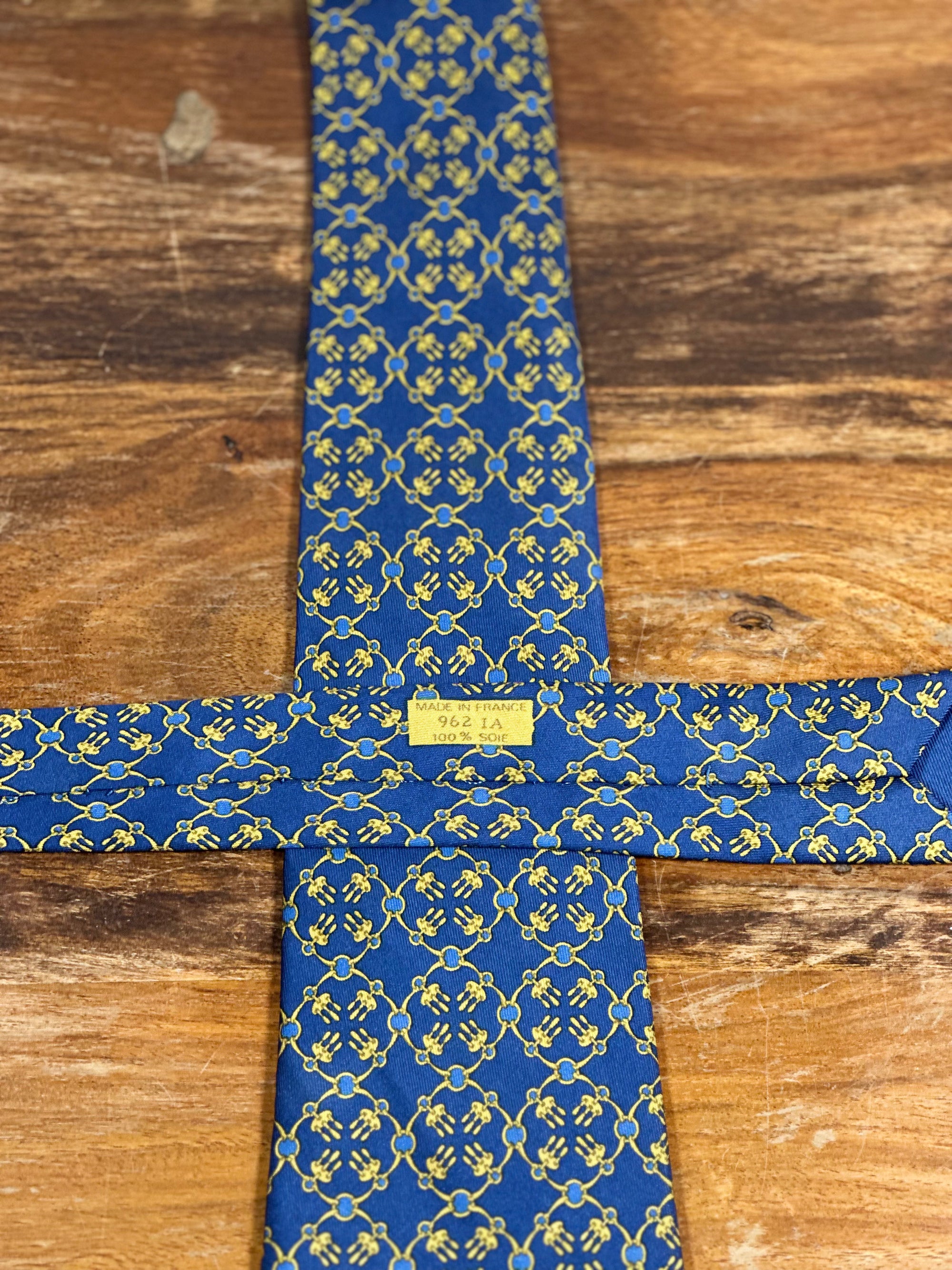 Corbata Hermés azul