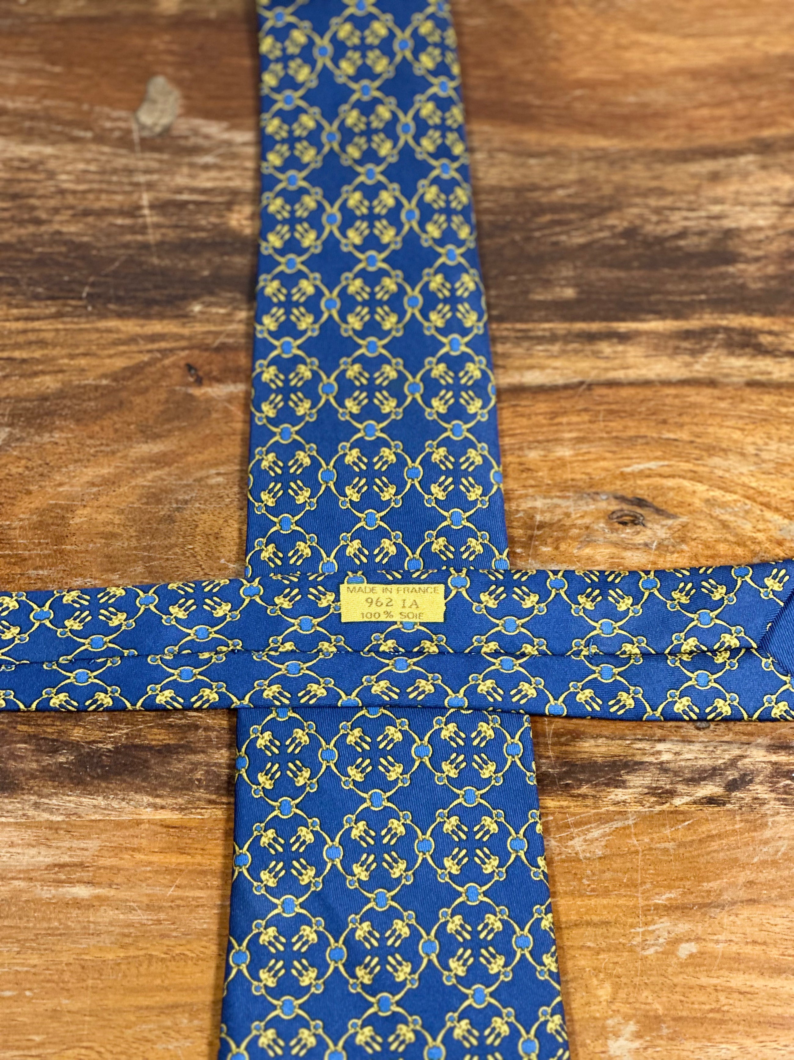Corbata Hermés azul