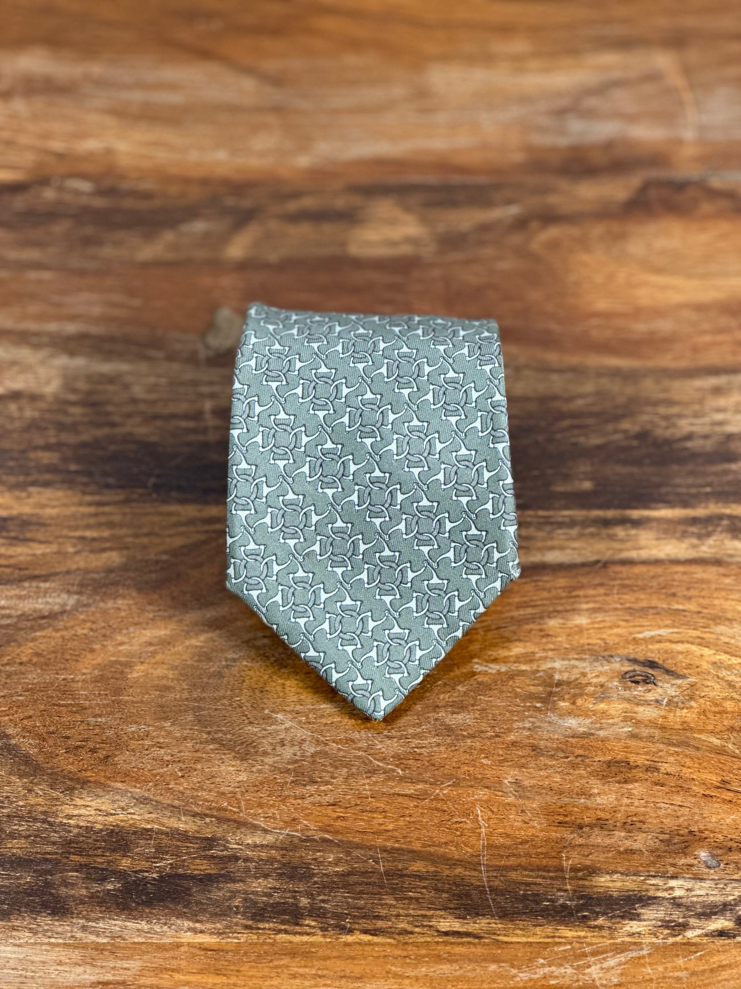 Corbata Hermés verde