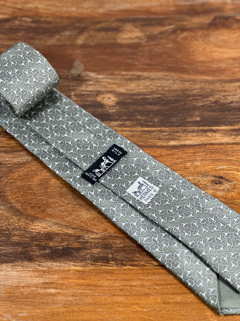Corbata Hermés verde