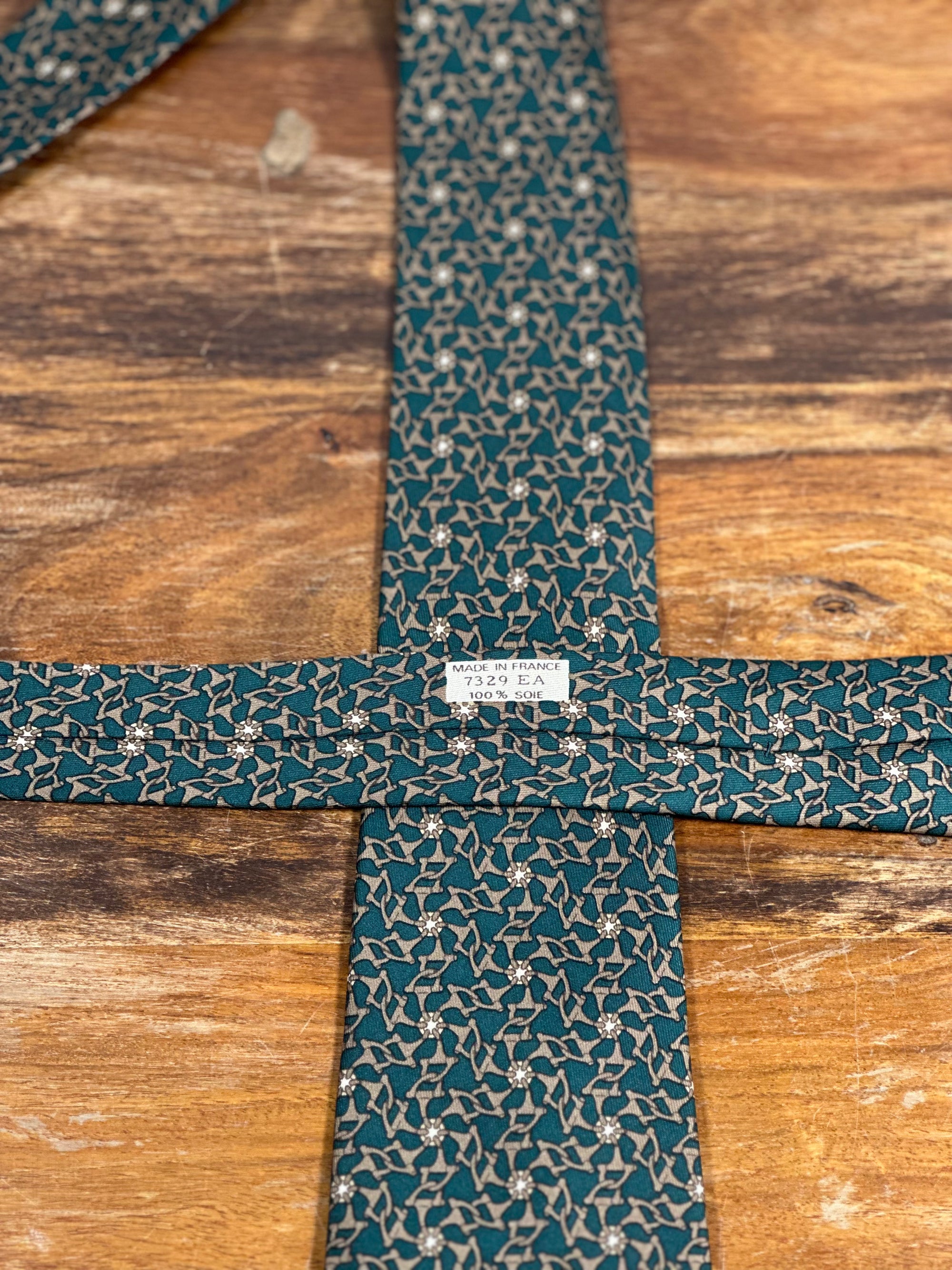 Corbata Hermés verde