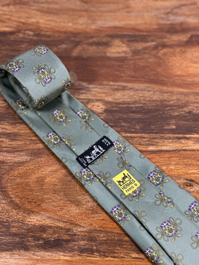 Corbata Hermés verde