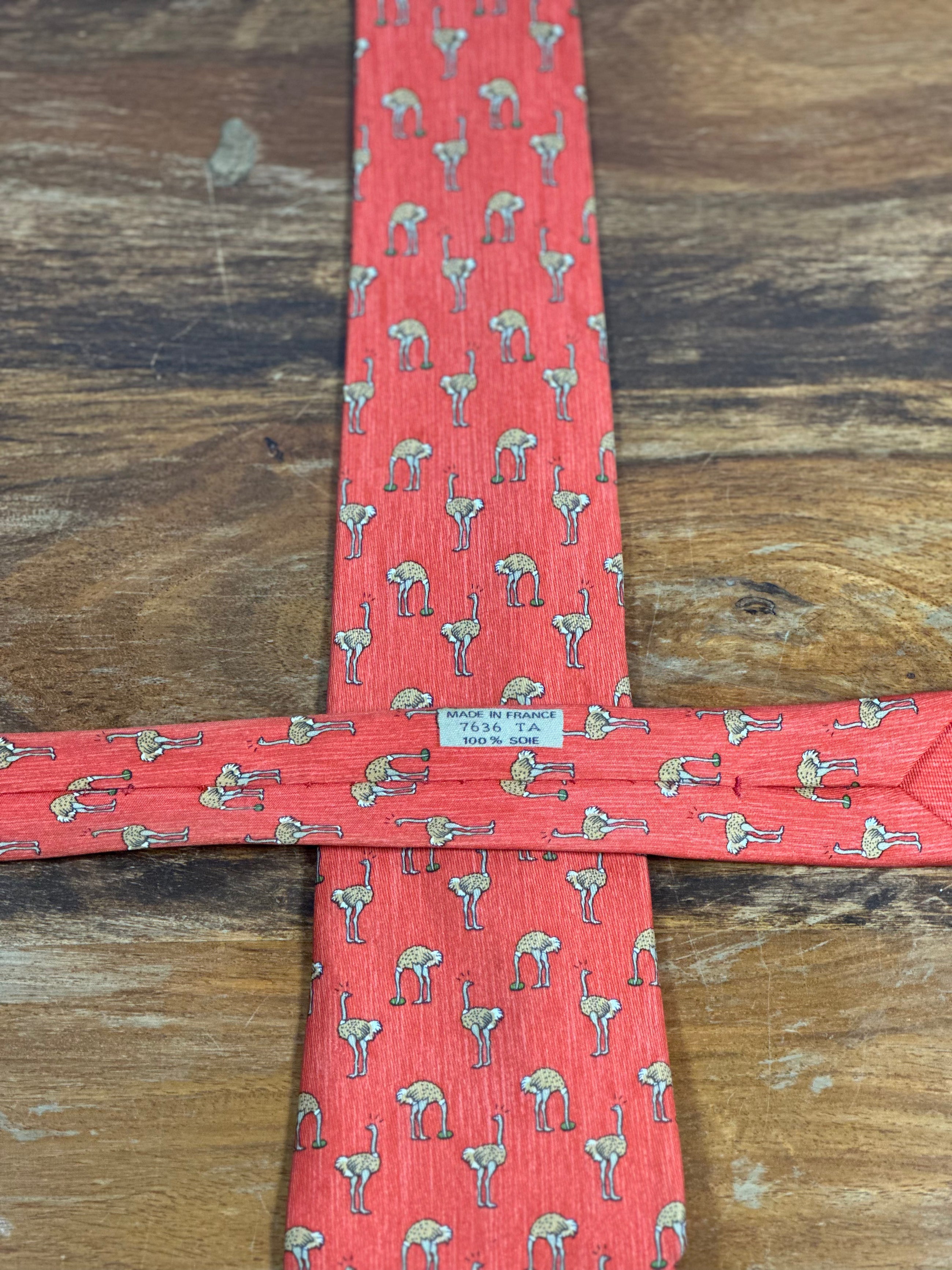 Corbata Hermés roja