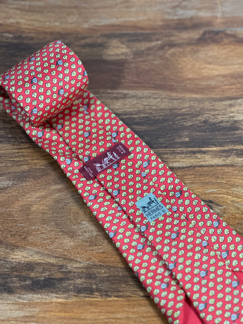Corbata Hermés roja