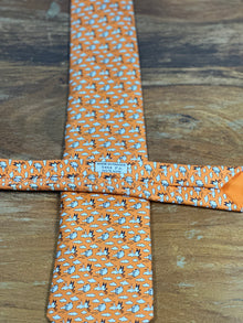 Corbata Hermés naranja