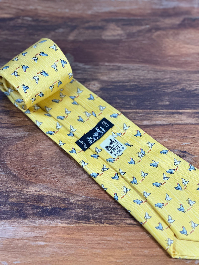 Corbata Hermés amarilla