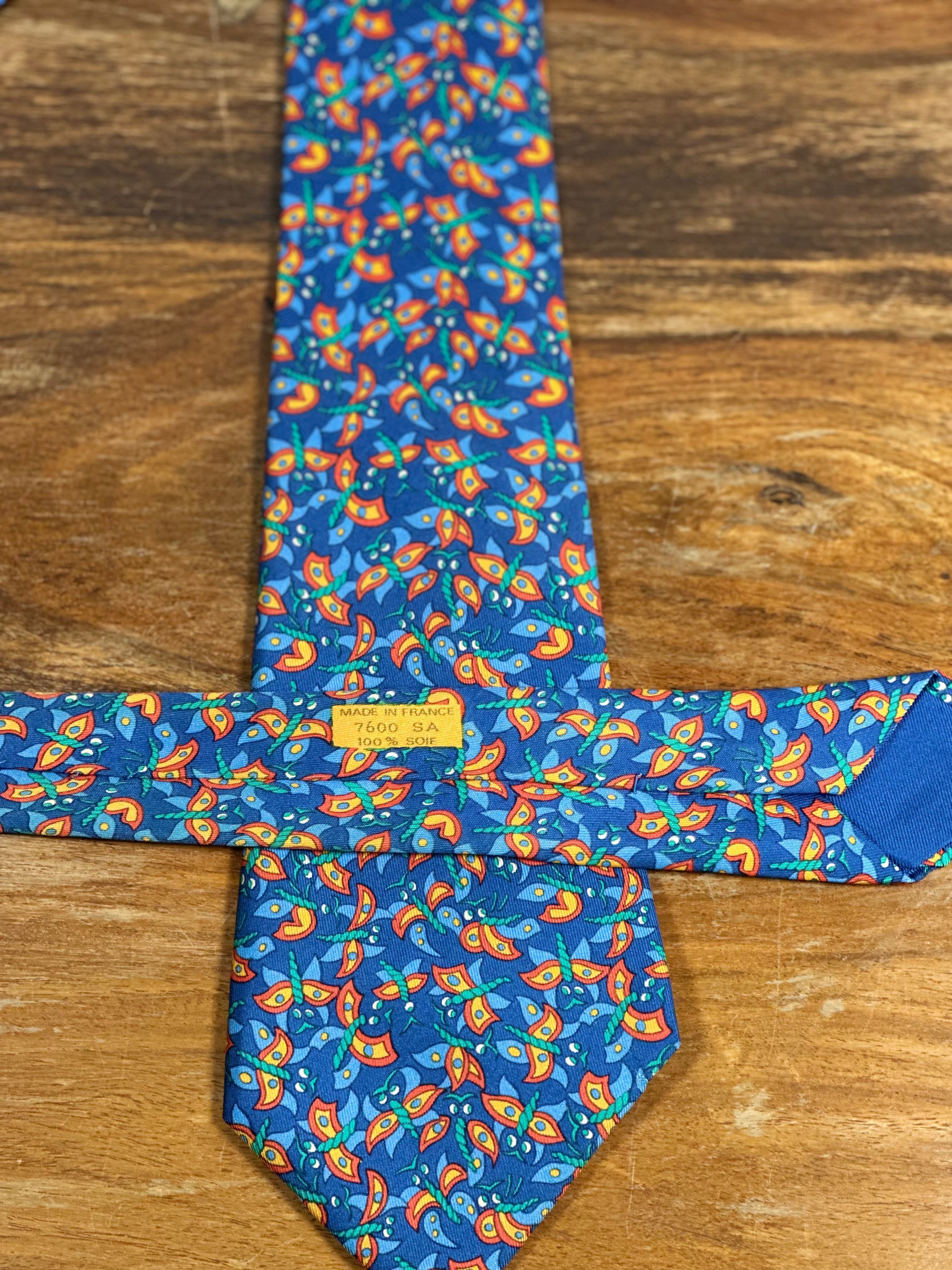 Corbata Hermés azul