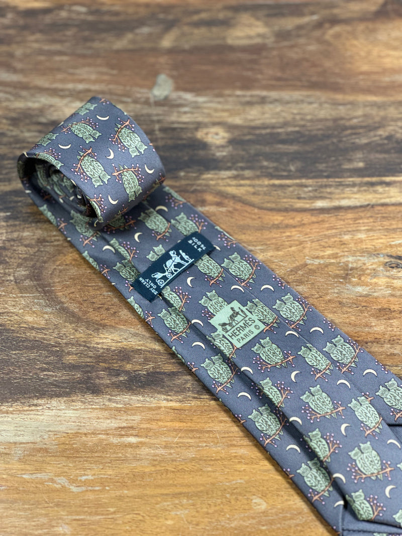 Corbata Hermés marrón