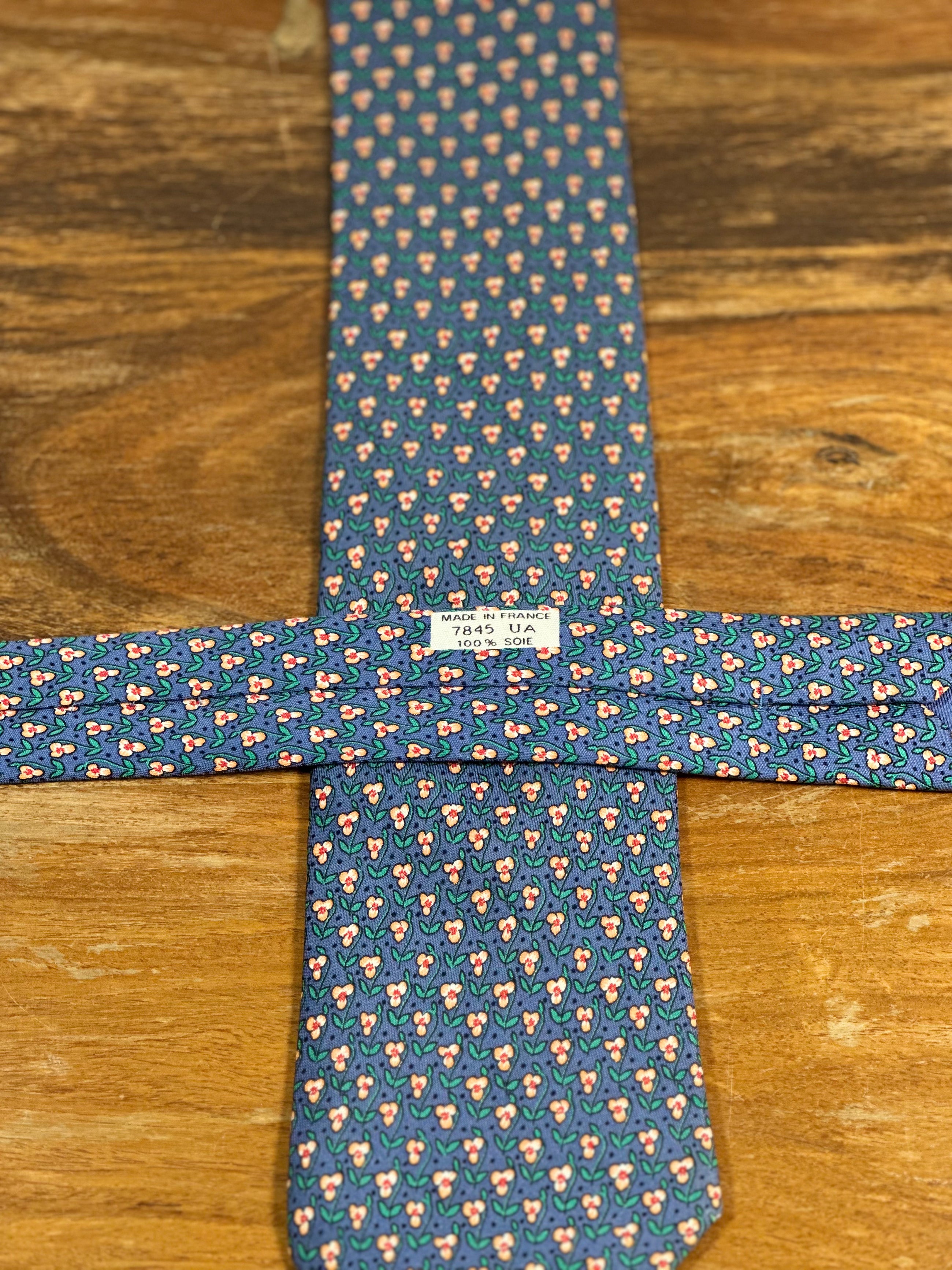 Corbata Hermés azul