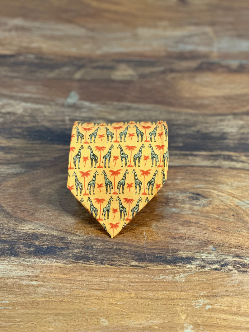 Corbata Hermés naranja