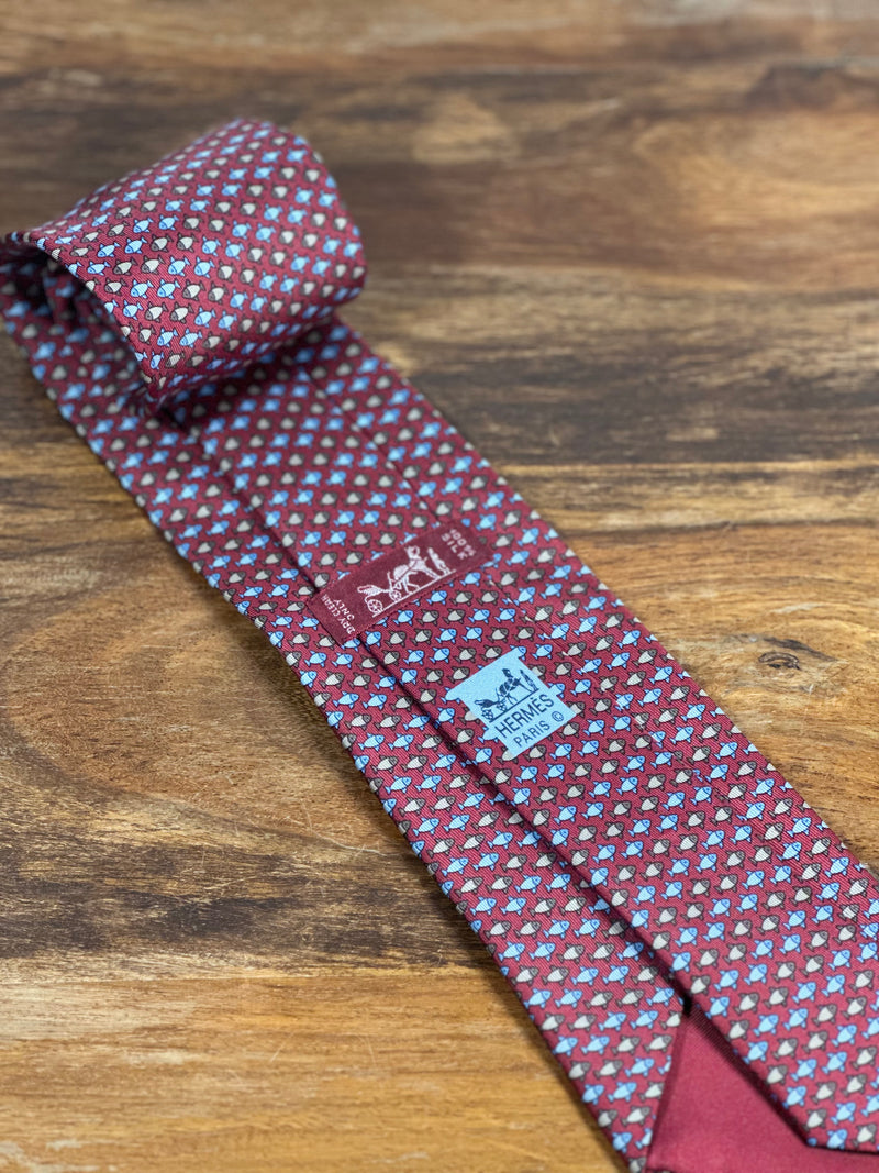Corbata Hermés burdeos