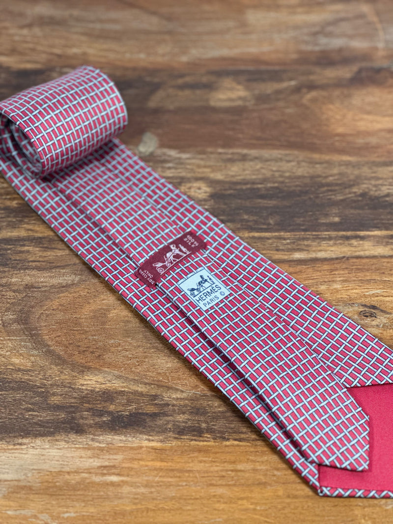 Corbata Hermés roja