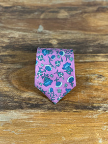 Corbata Hermés rosa