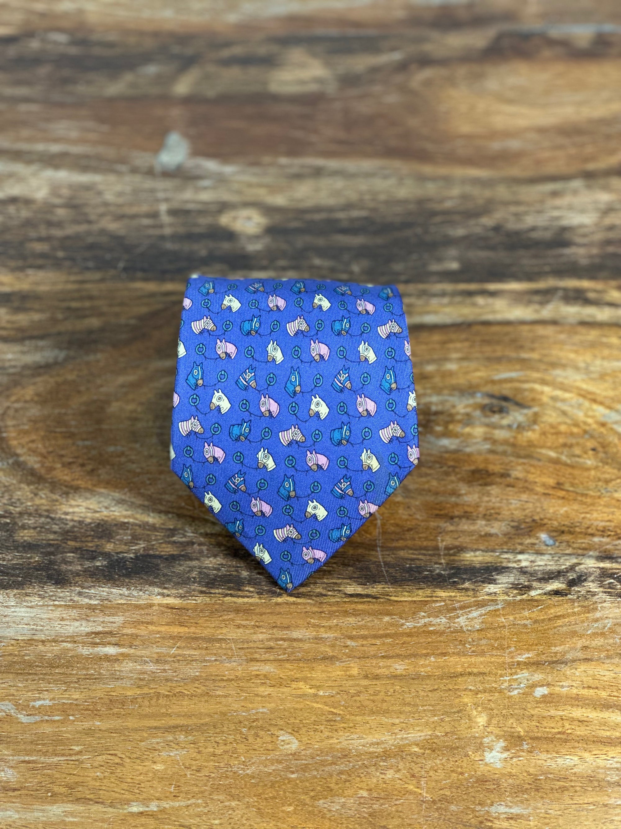 Corbata Hermés morada