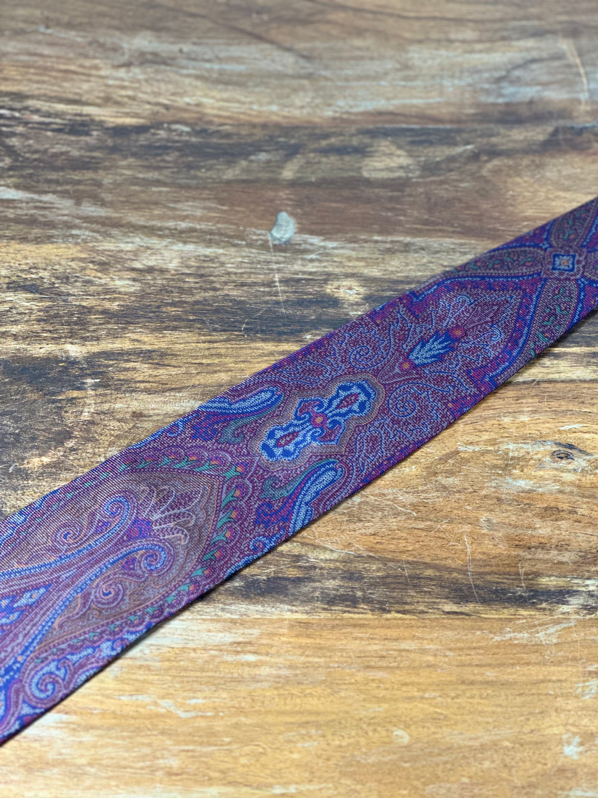 Corbata Etro burdeos