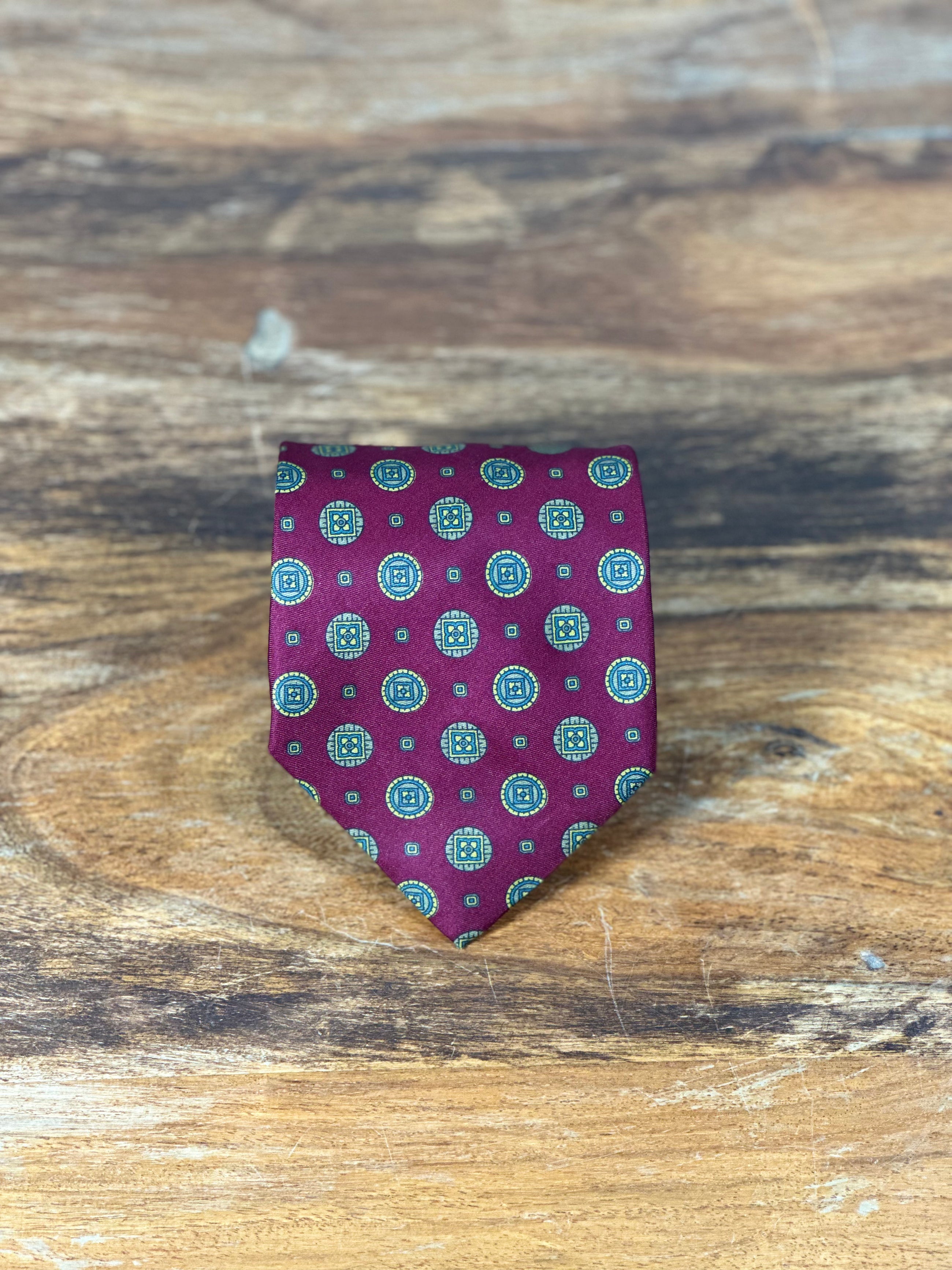 Corbata Dior burdeos