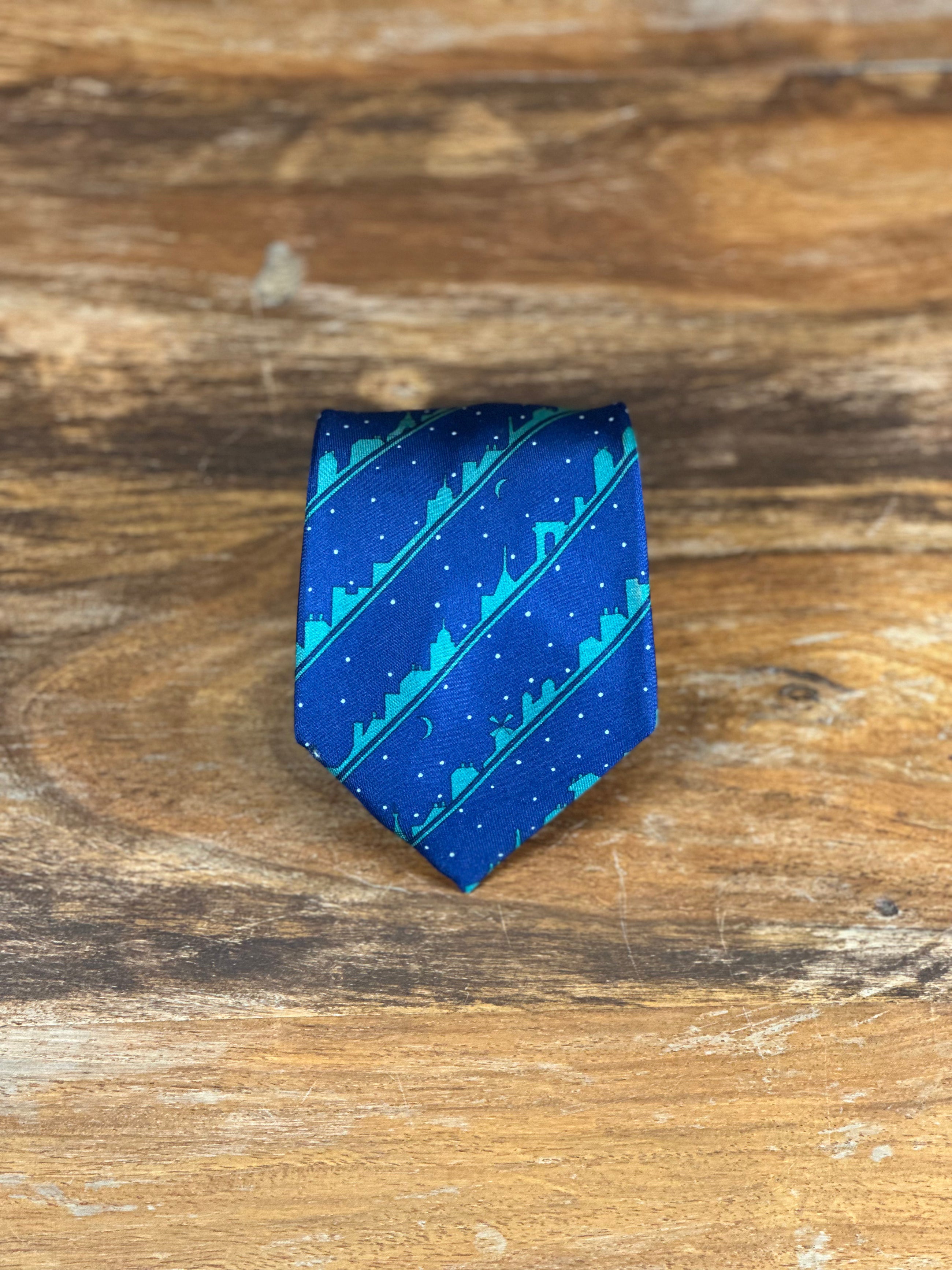 Corbata Hermés azul