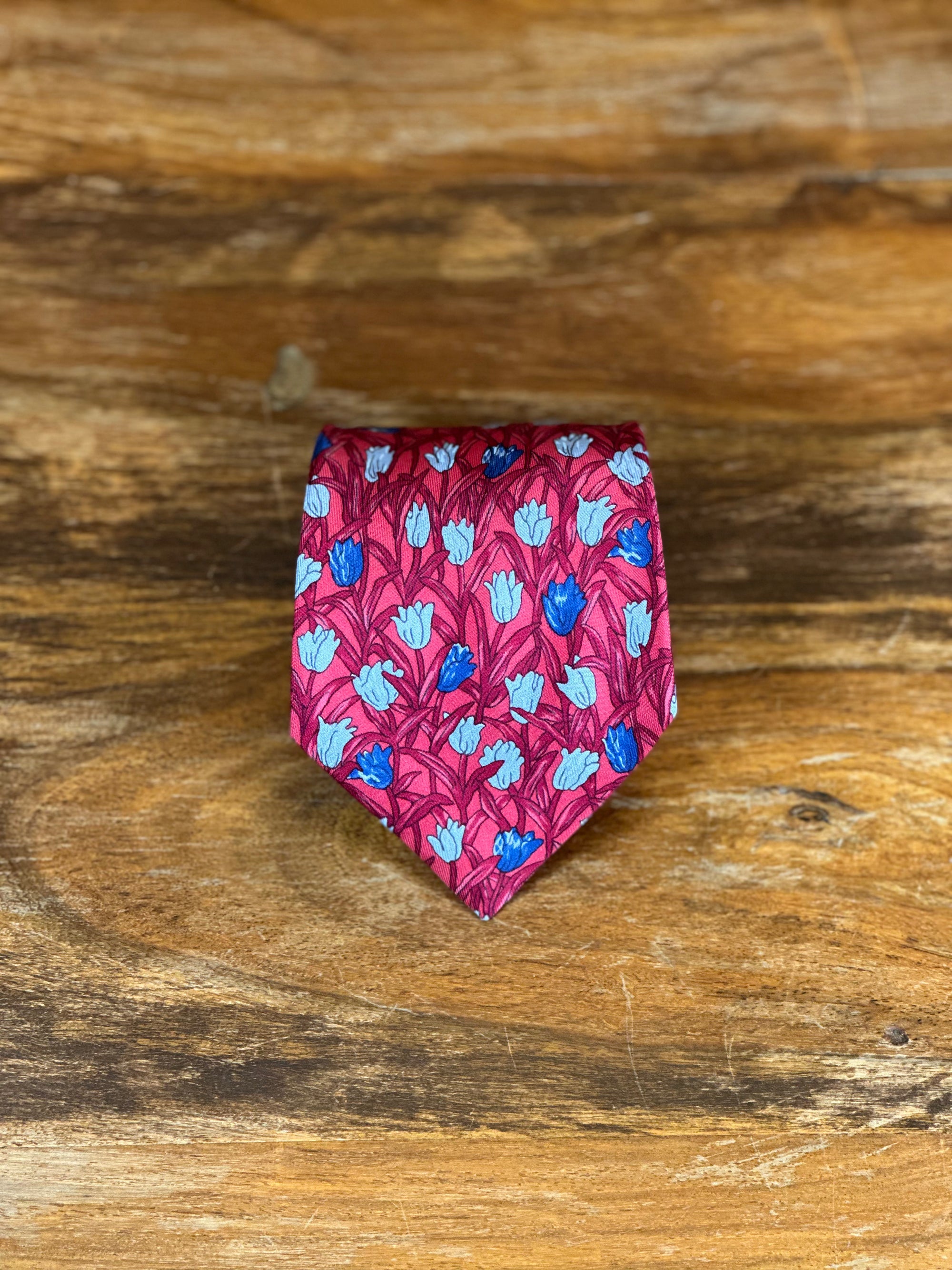 Corbata Hermés roja