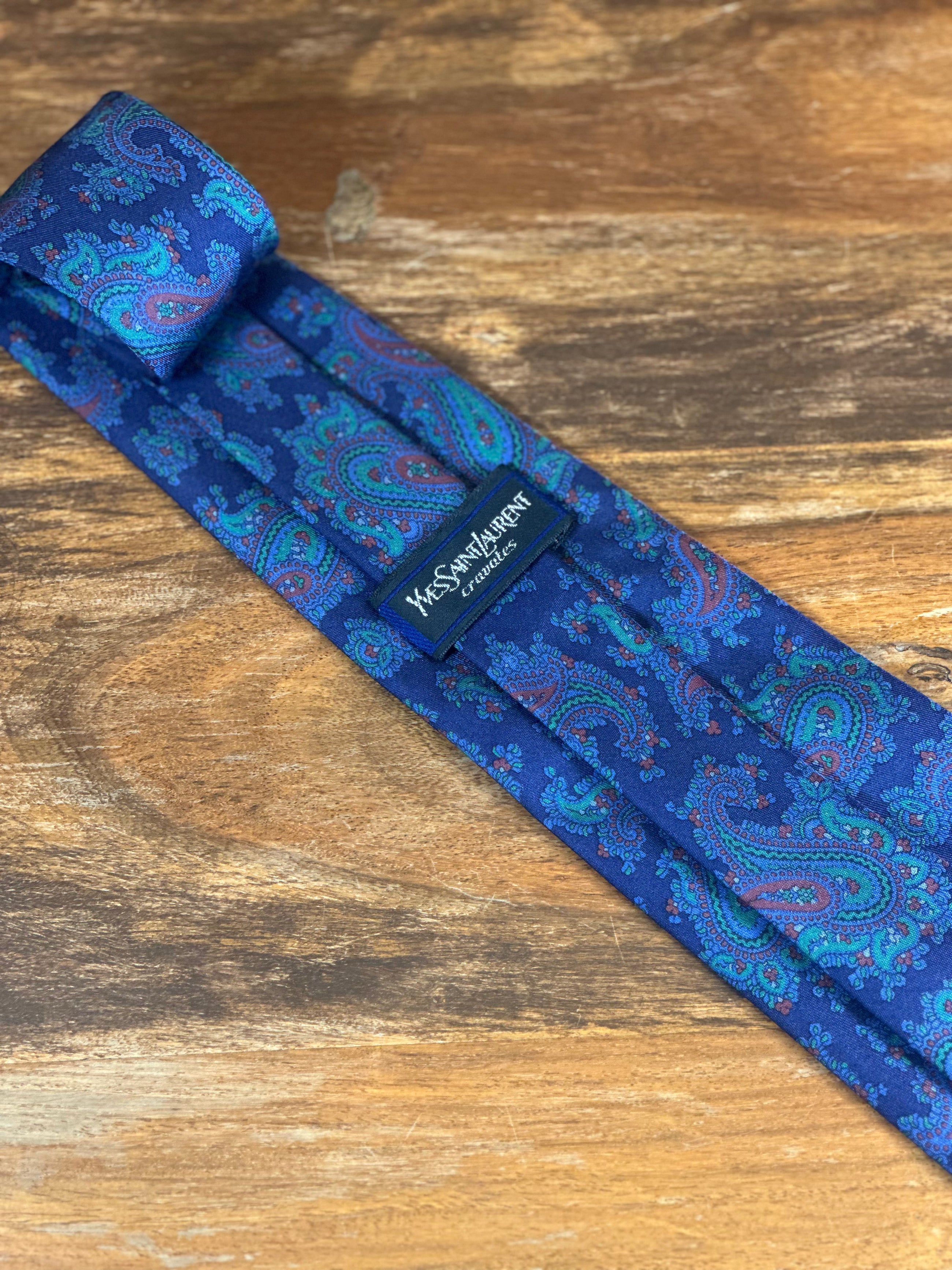 Corbata Yves Saint Laurent azul