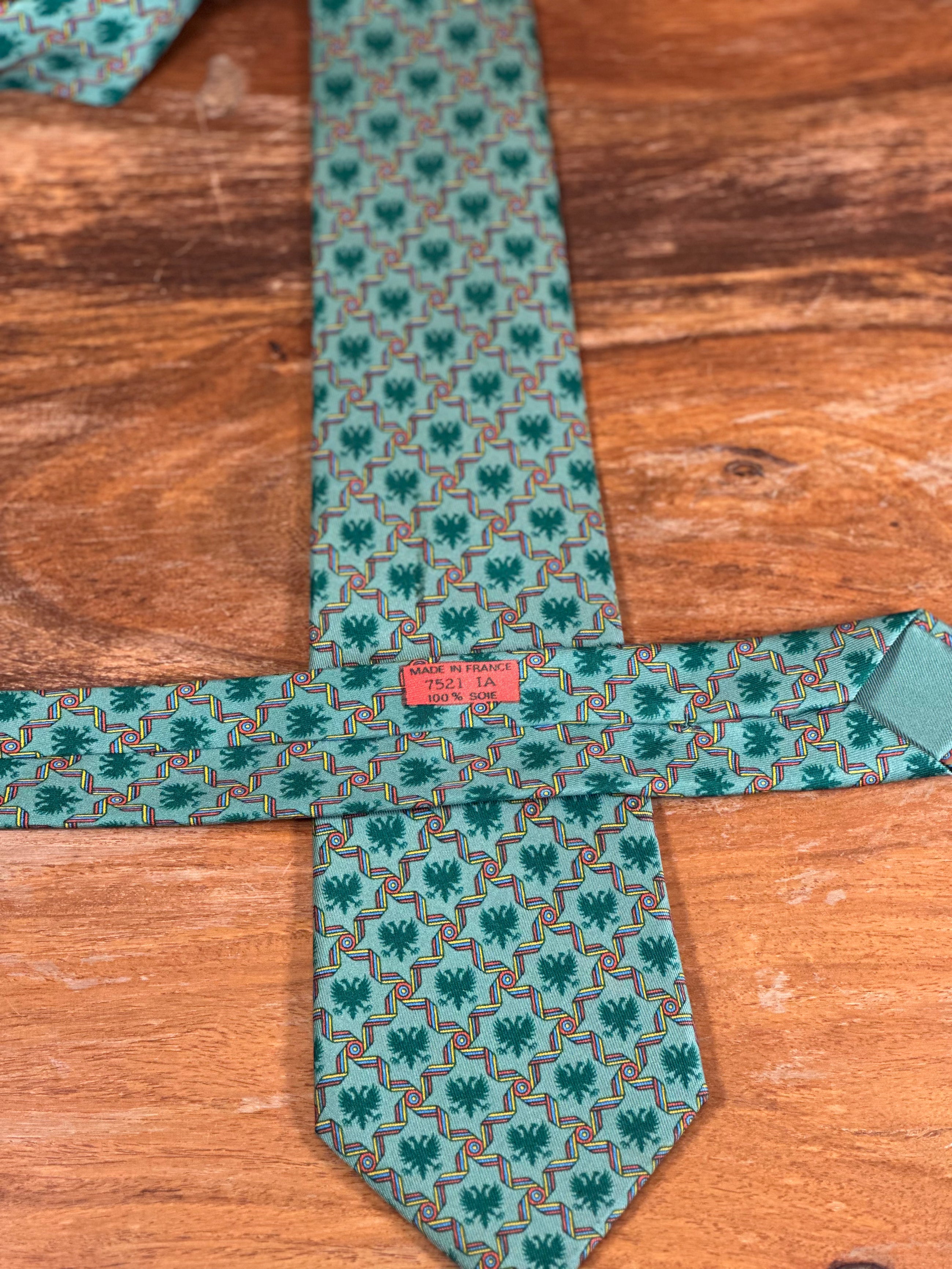 Corbata Hermés verde