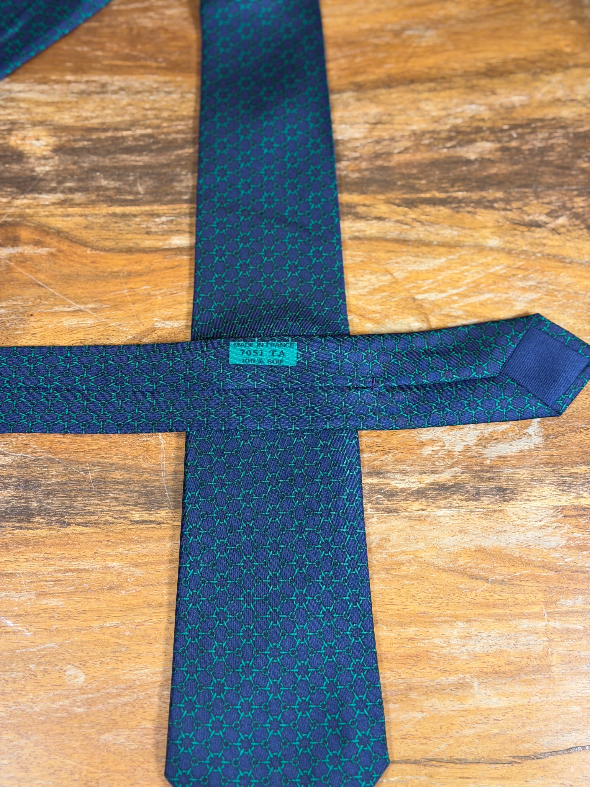 Corbata Hermés azul