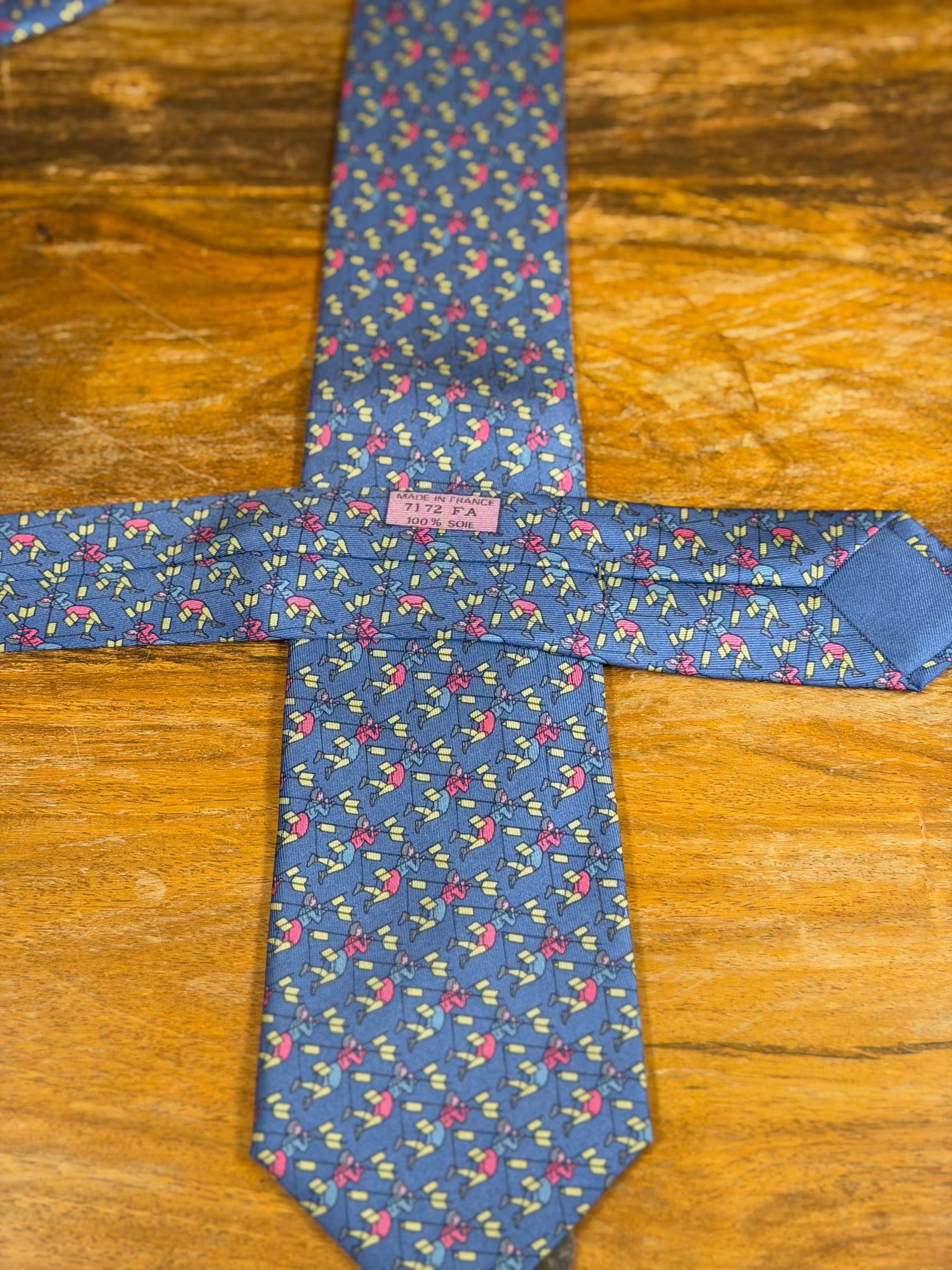 Corbata Hermés azul