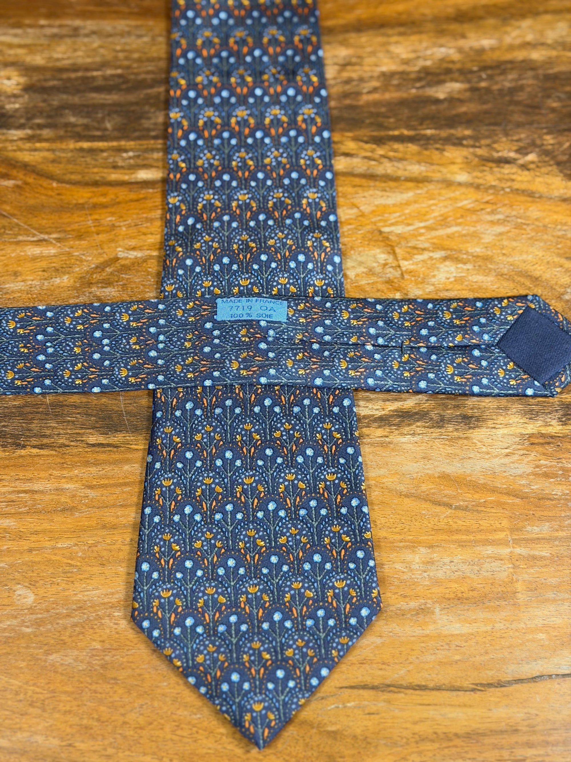 Corbata Hermés azul