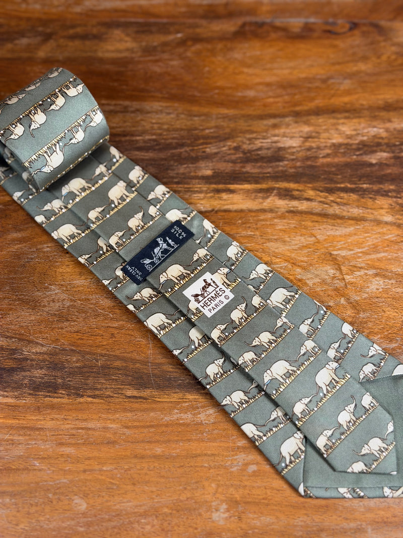 Corbata Hermés verde