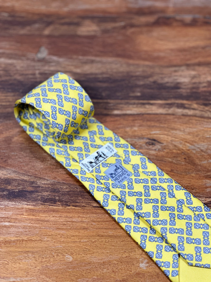 Corbata Hermés amarilla