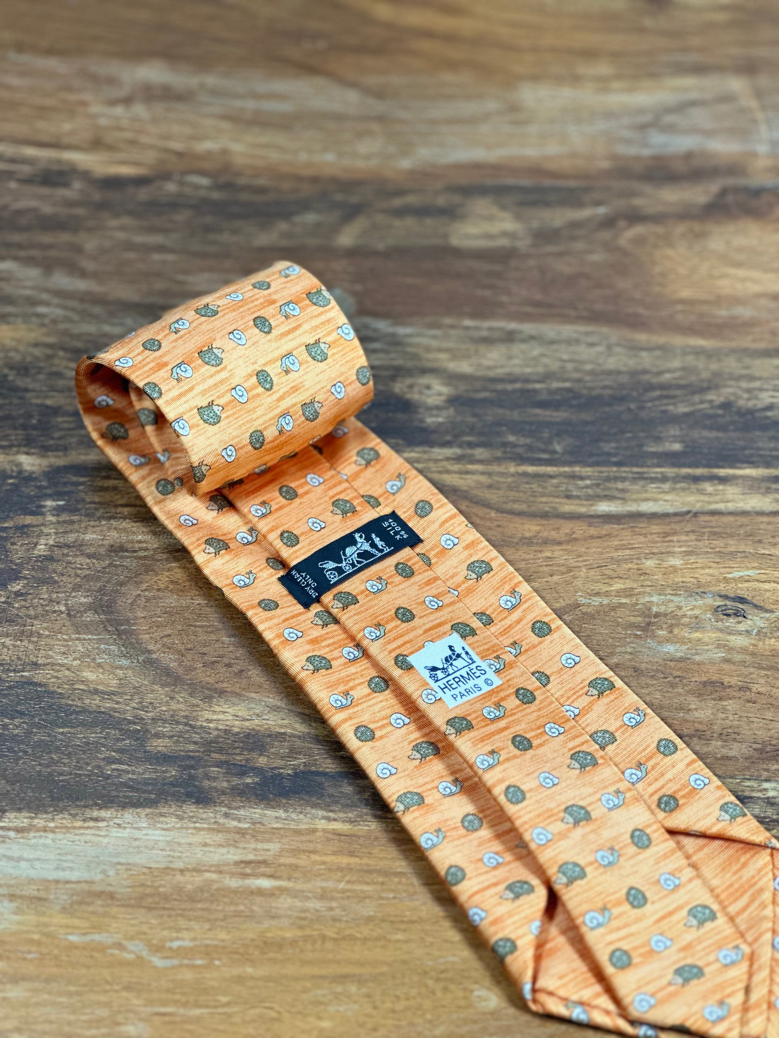 Corbata Hermés naranja