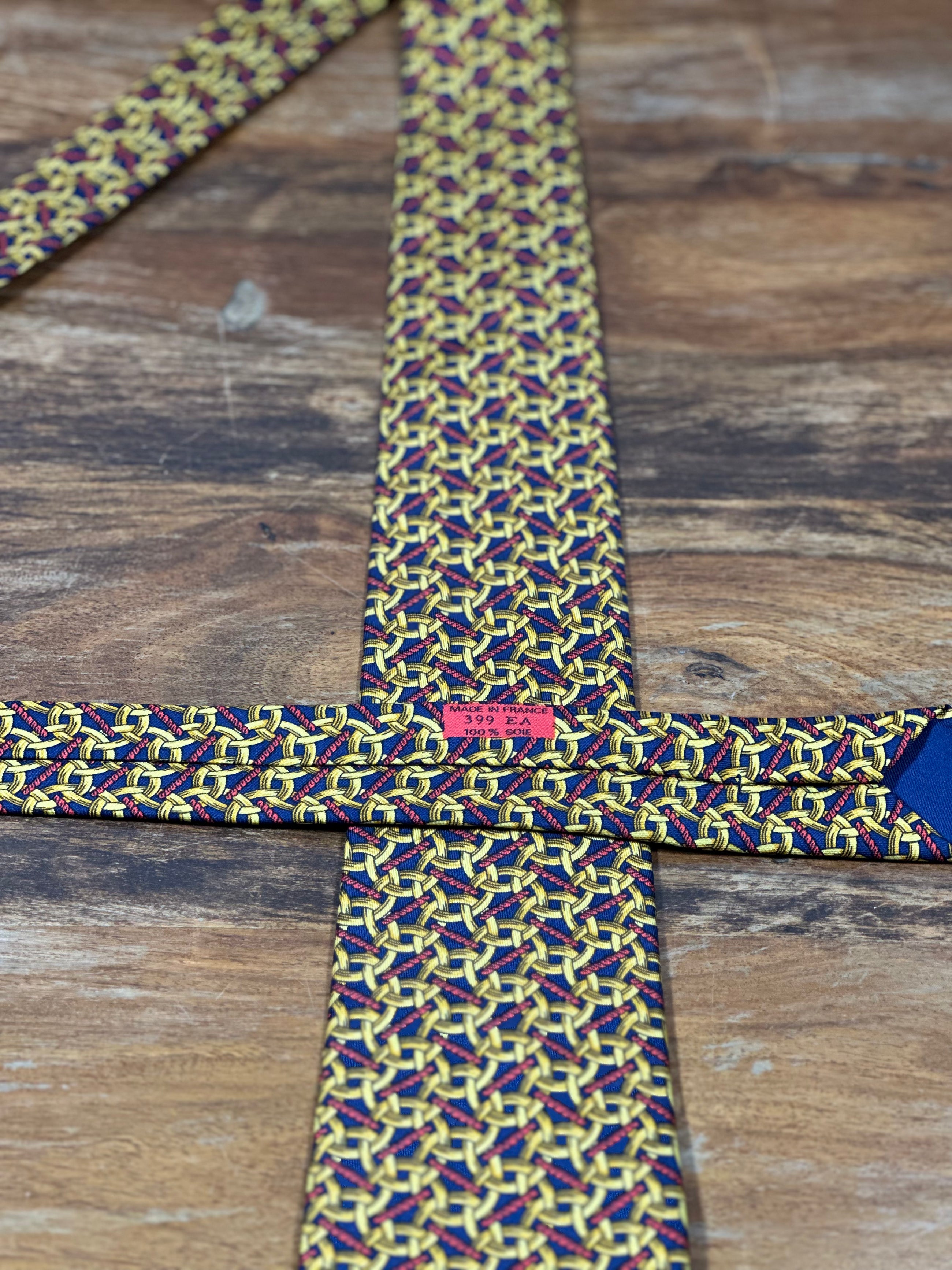 Corbata Hermés azul