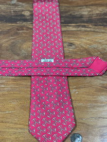 Corbata Hermés roja
